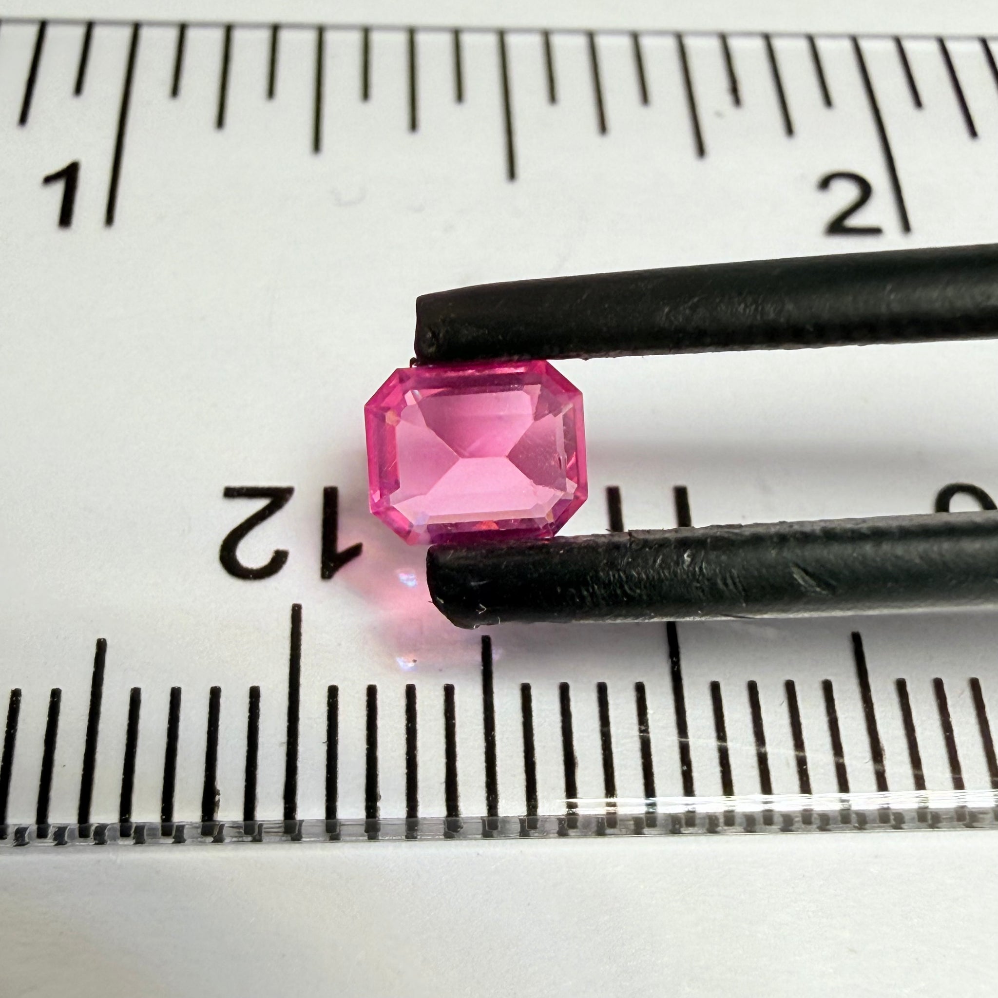 Mahenge Spinel, 0.56ct, Mahenge, Tanzania, Untreated Unheated, tiny chip on the corner of the table, I have circled it in the pics, not easily noticeable in such a small size