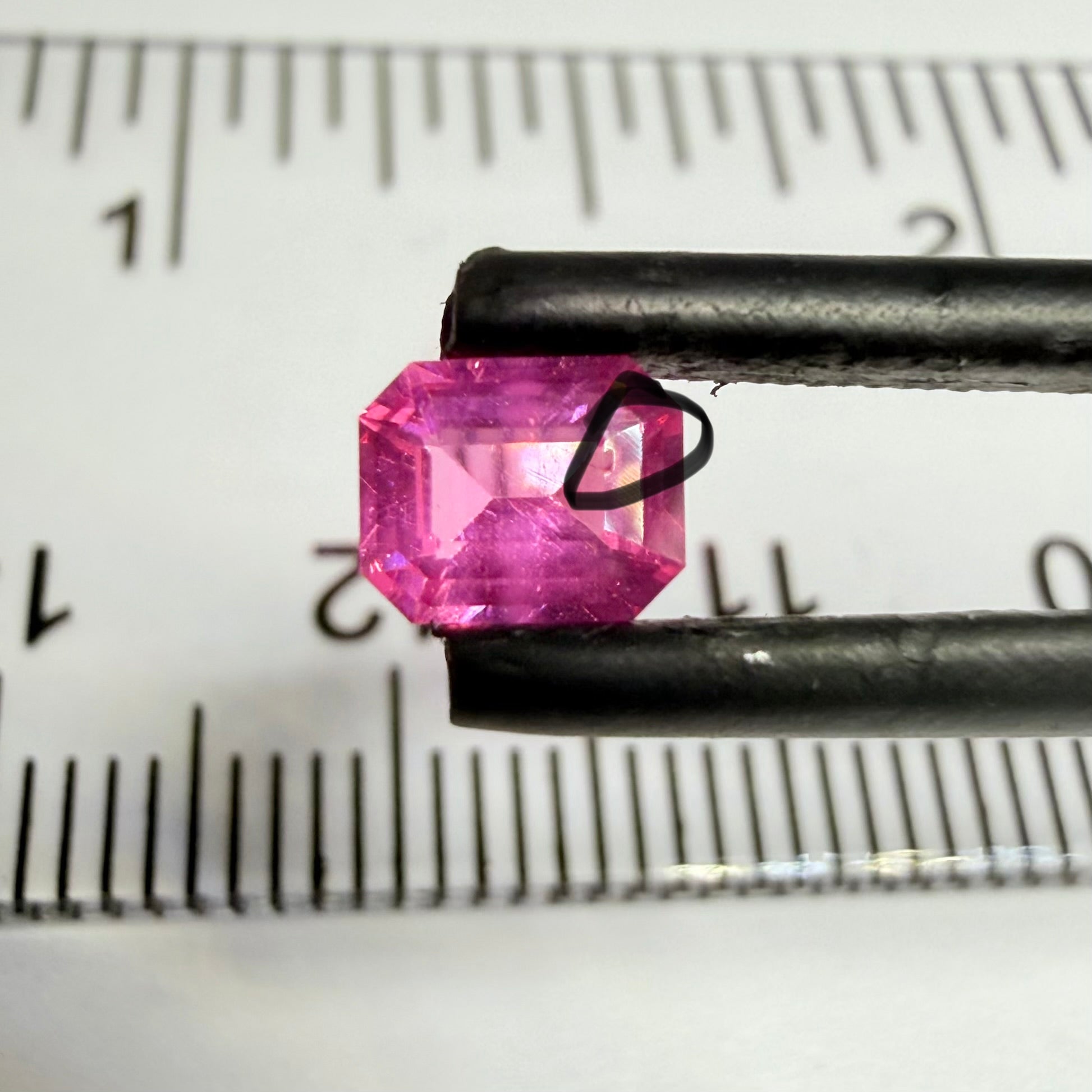 Mahenge Spinel, 0.56ct, Mahenge, Tanzania, Untreated Unheated, tiny chip on the corner of the table, I have circled it in the pics, not easily noticeable in such a small size