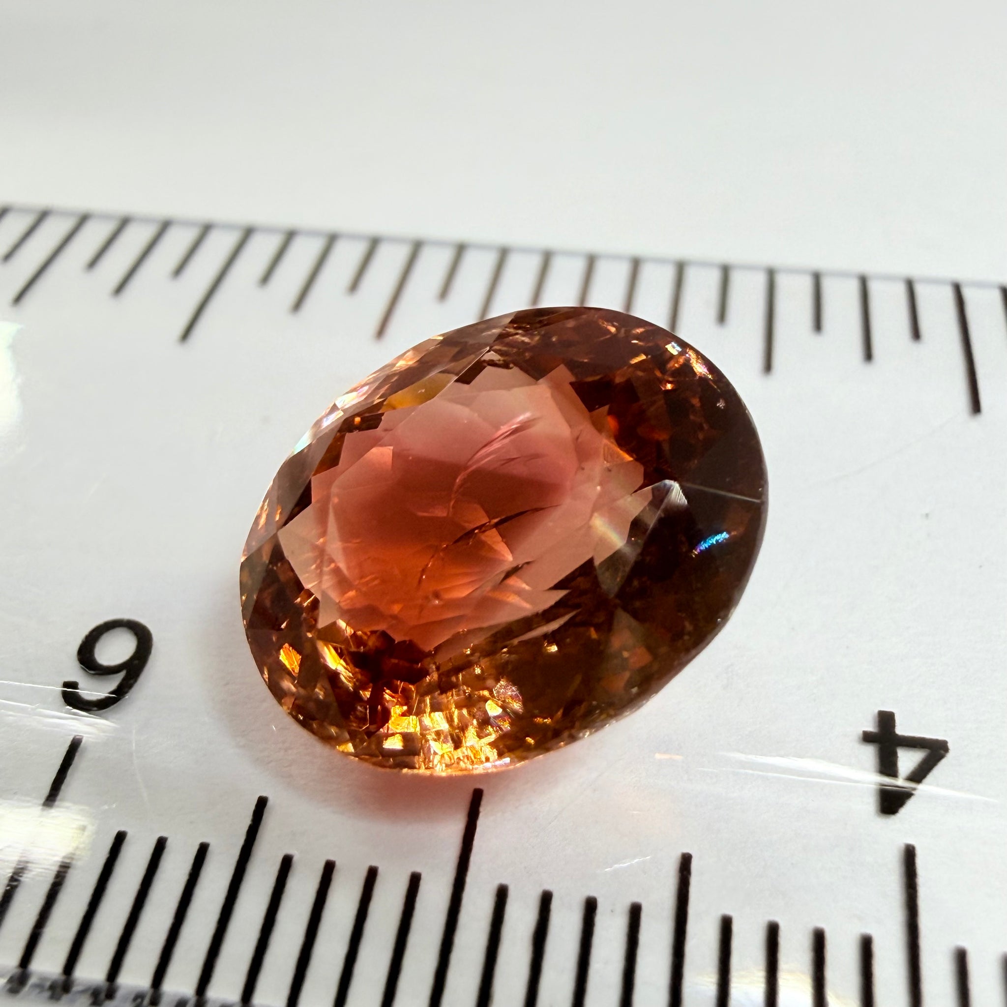 Tourmaline, 6.08ct, DRC, Untreated Unheated, slight chip on the table, see next pic we have circled it, and a large crack in the middle, but look at the triangular zoning!