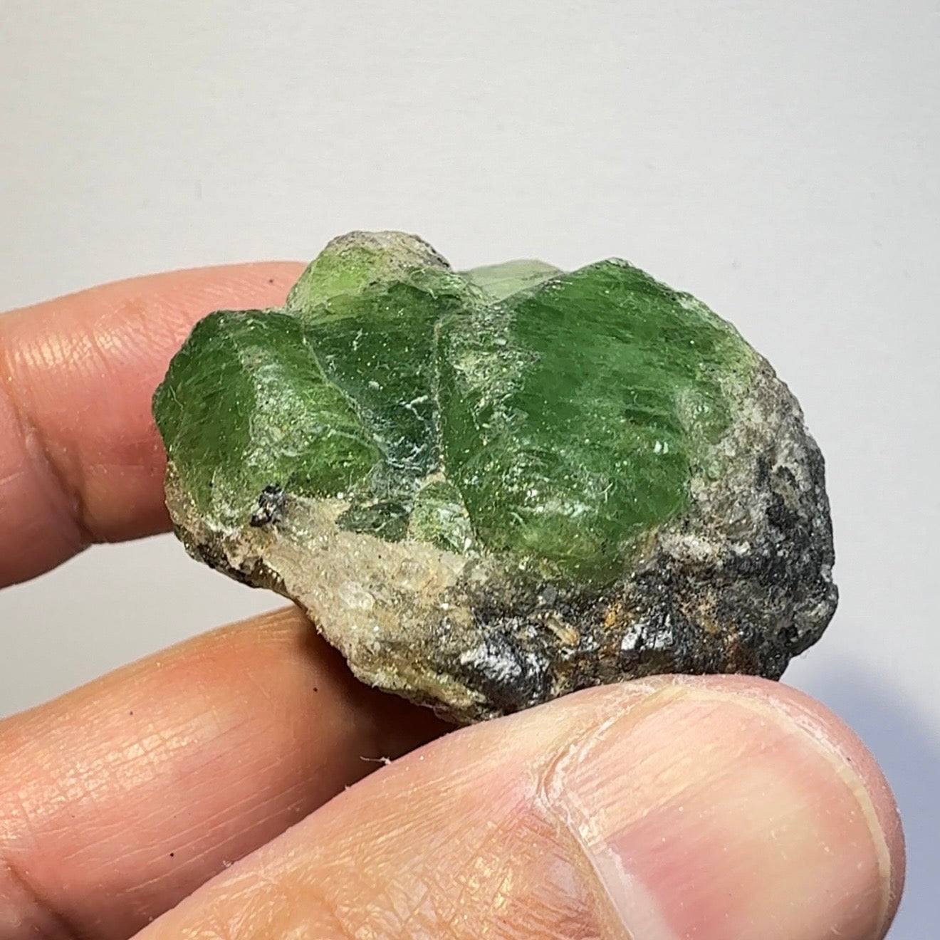 Tsavorite Garnet Crystal, 236.09ct, Merelani, Tanzania, Untreated Unheated