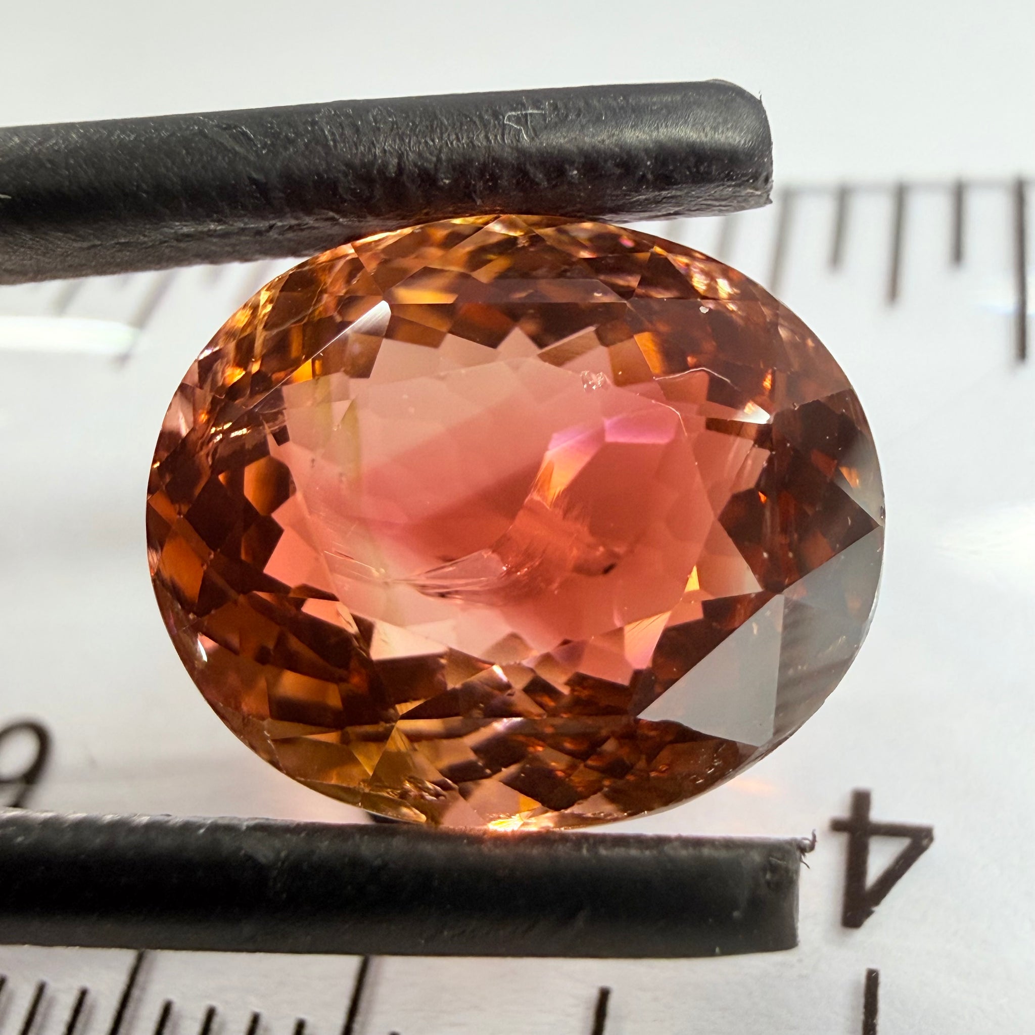 Tourmaline, 6.08ct, DRC, Untreated Unheated, slight chip on the table, see next pic we have circled it, and a large crack in the middle, but look at the triangular zoning!