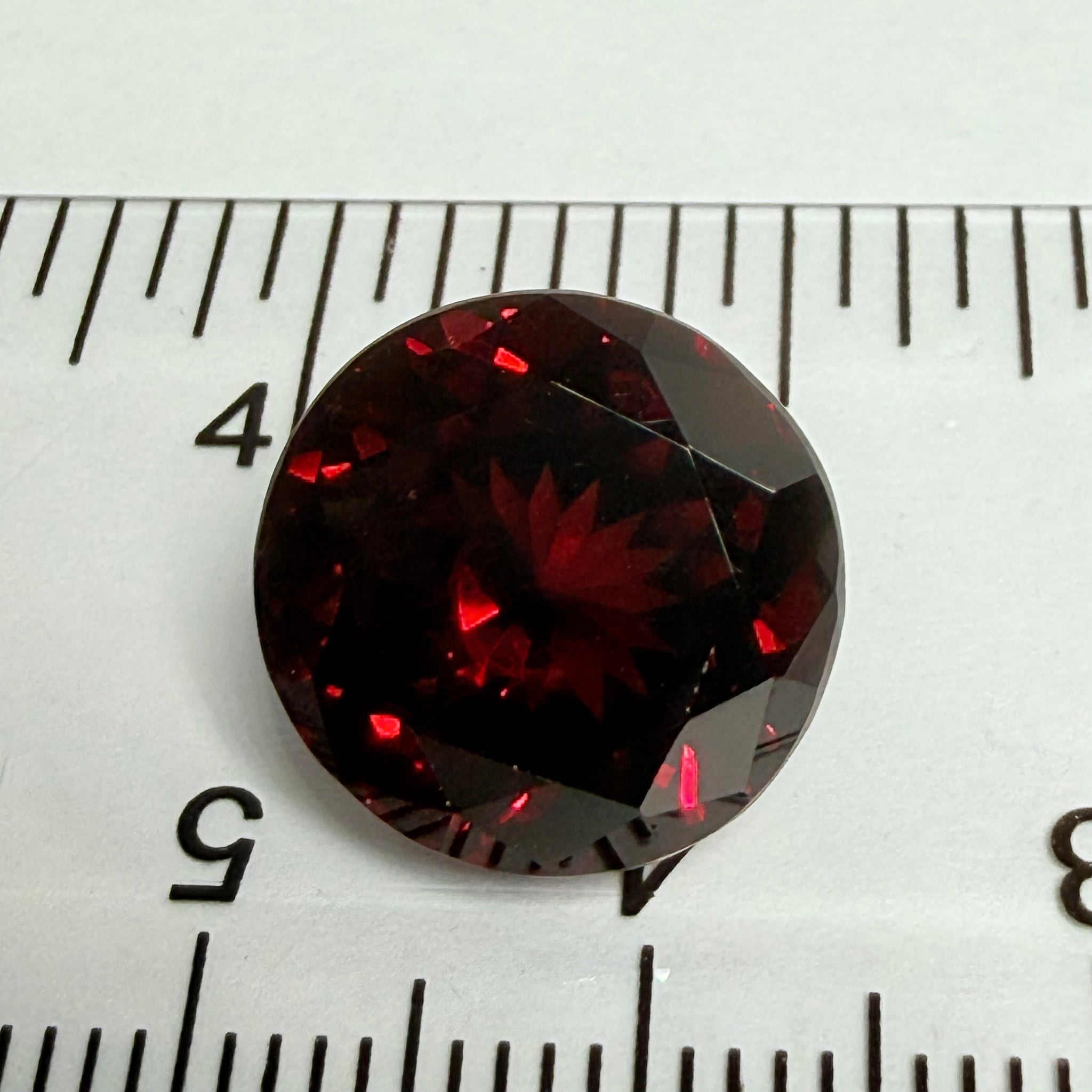 Umba Garnet, dark stone, 9.57ct, Tanzania, Untreated Unheated