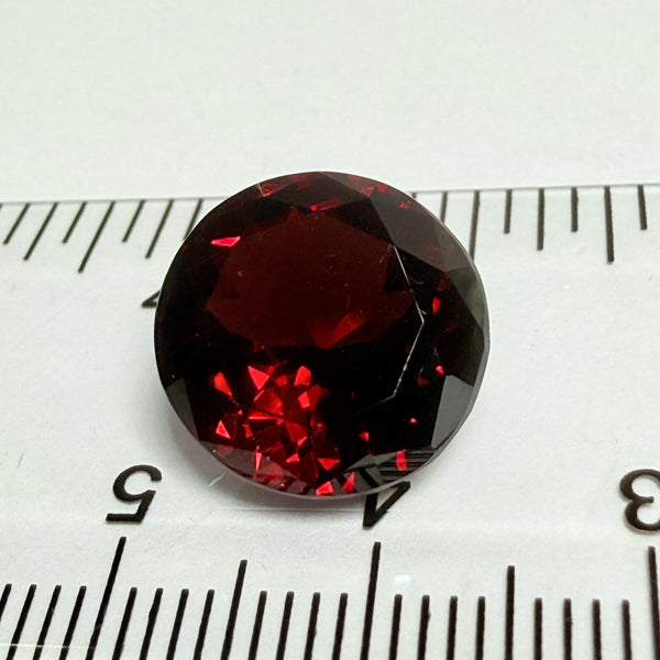 Umba Garnet, dark stone, 9.57ct, Tanzania, Untreated Unheated