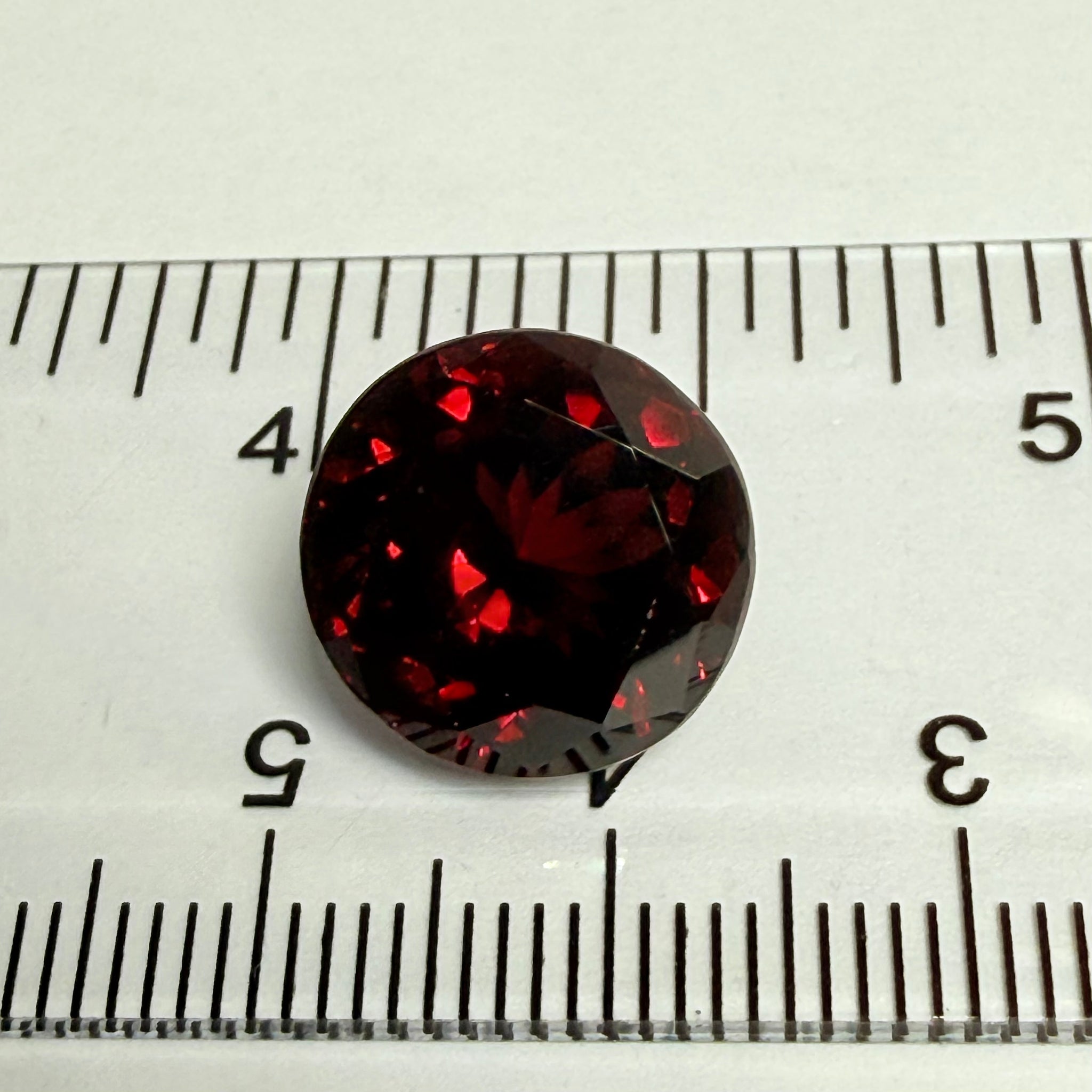 Umba Garnet, dark stone, 9.57ct, Tanzania, Untreated Unheated