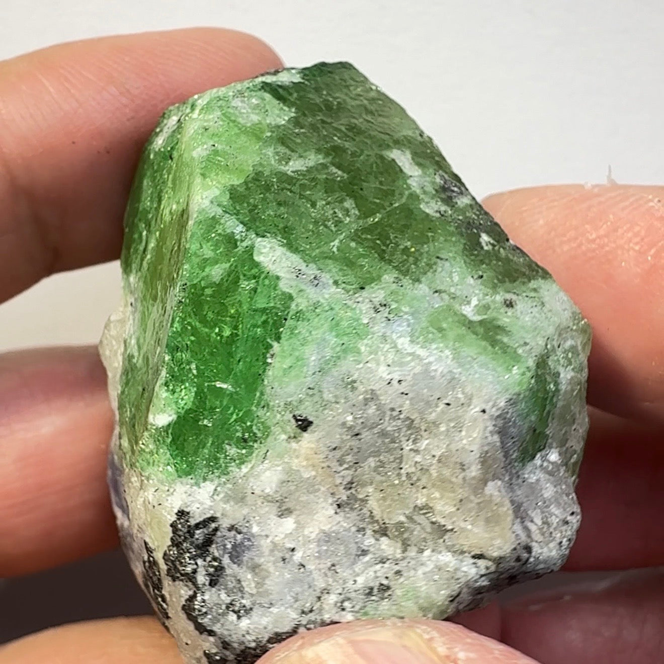 Tsavorite Garnet Crystal with Tanzanite, 435.00ct, Merelani, Tanzania, Untreated Unheated