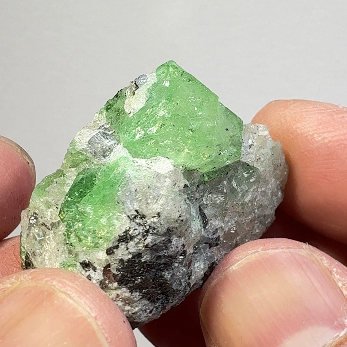 Tsavorite Garnet Crystal, 249.00ct, Merelani, Tanzania, Untreated Unheated