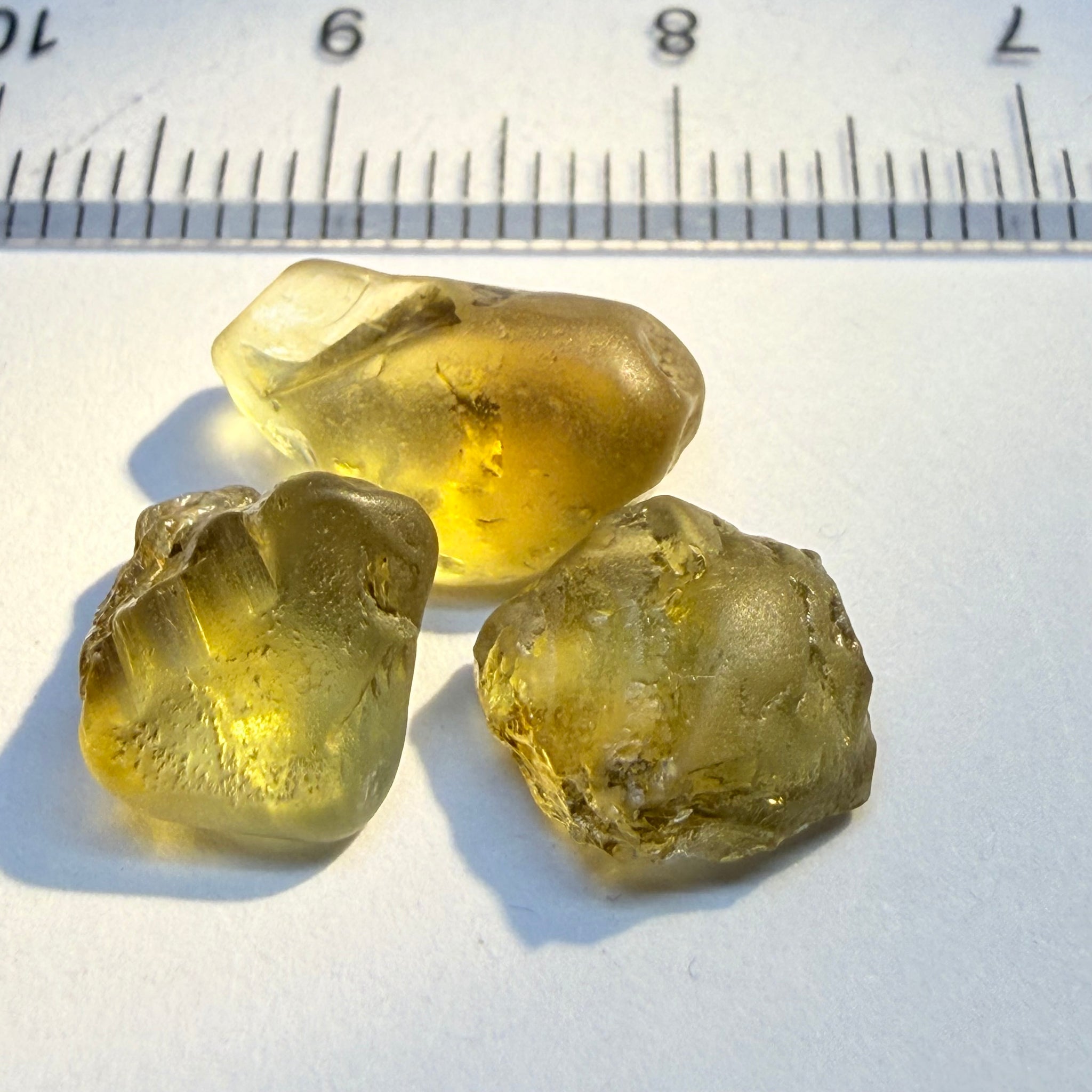 Chrysoberyl Lot, 10.75ct, Tunduru, Tanzania, Untreated Unheated, vvs-if, but flattish shapes, colour change chrysoberyl