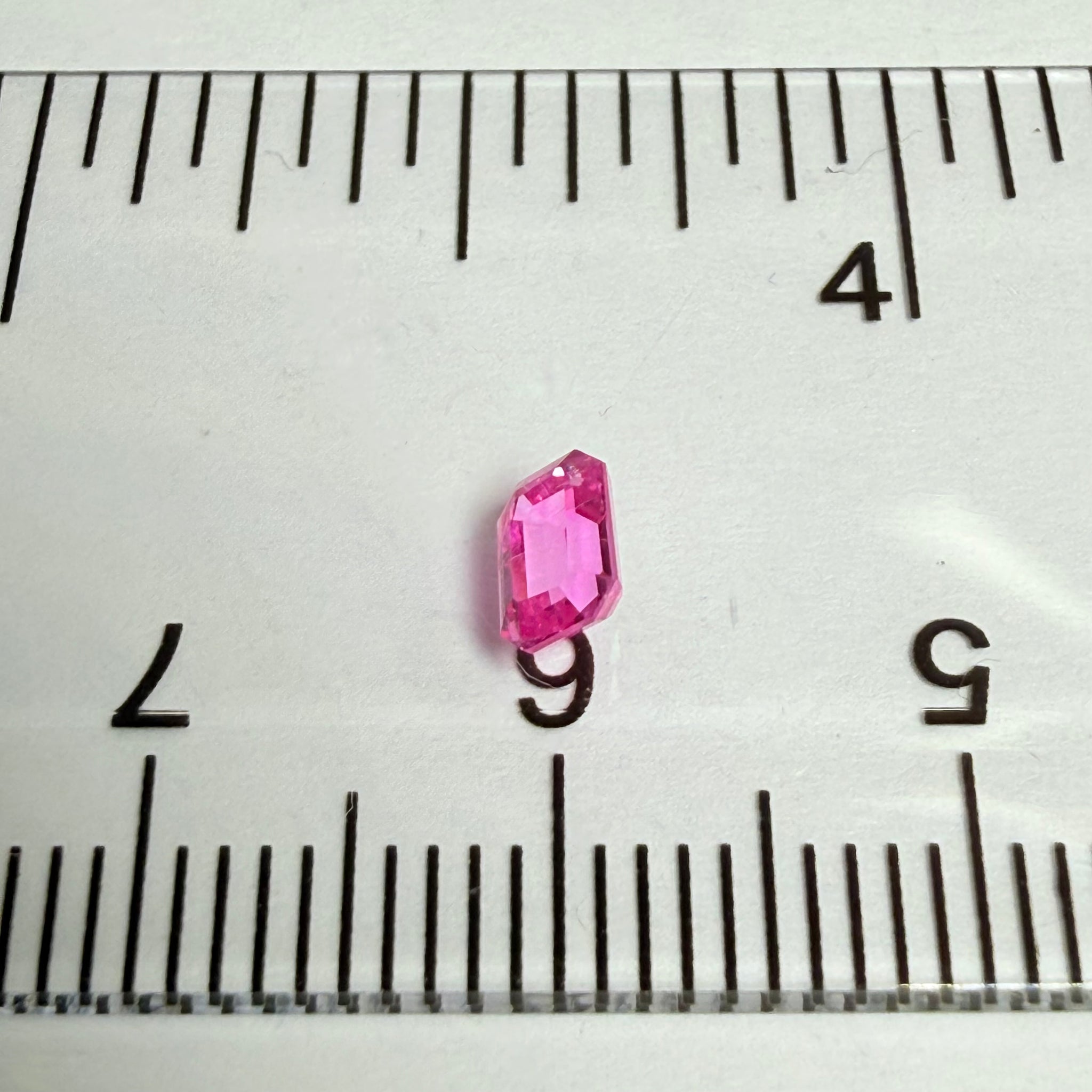 Sapphire, 0.49ct, Tanzania, Untreated Unheated
