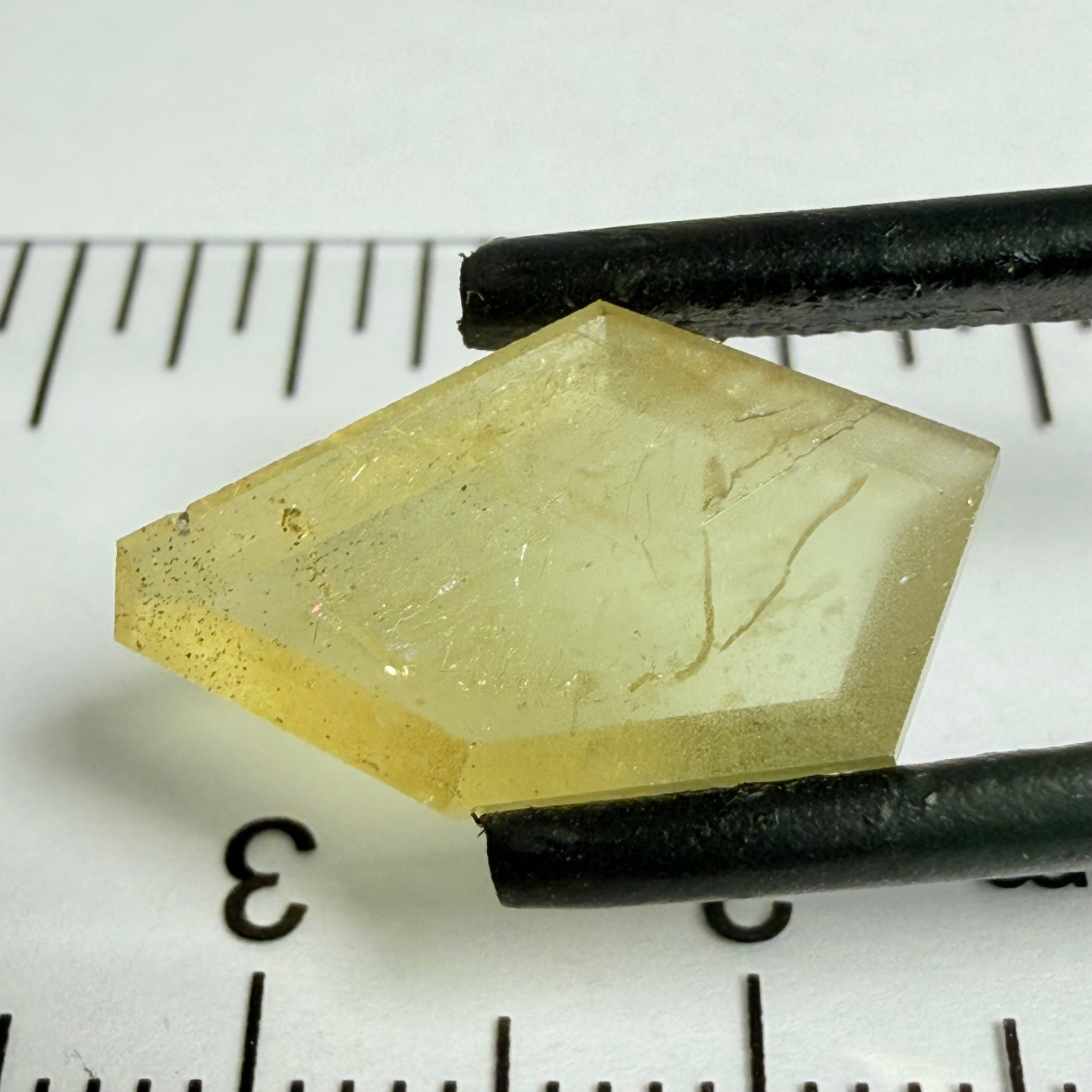Yellow Sapphire, fancy freefrom tablet cut, 4.50ct, Umba Valley, Tanzania, Yellow Sapphire, Untreated Unheated
