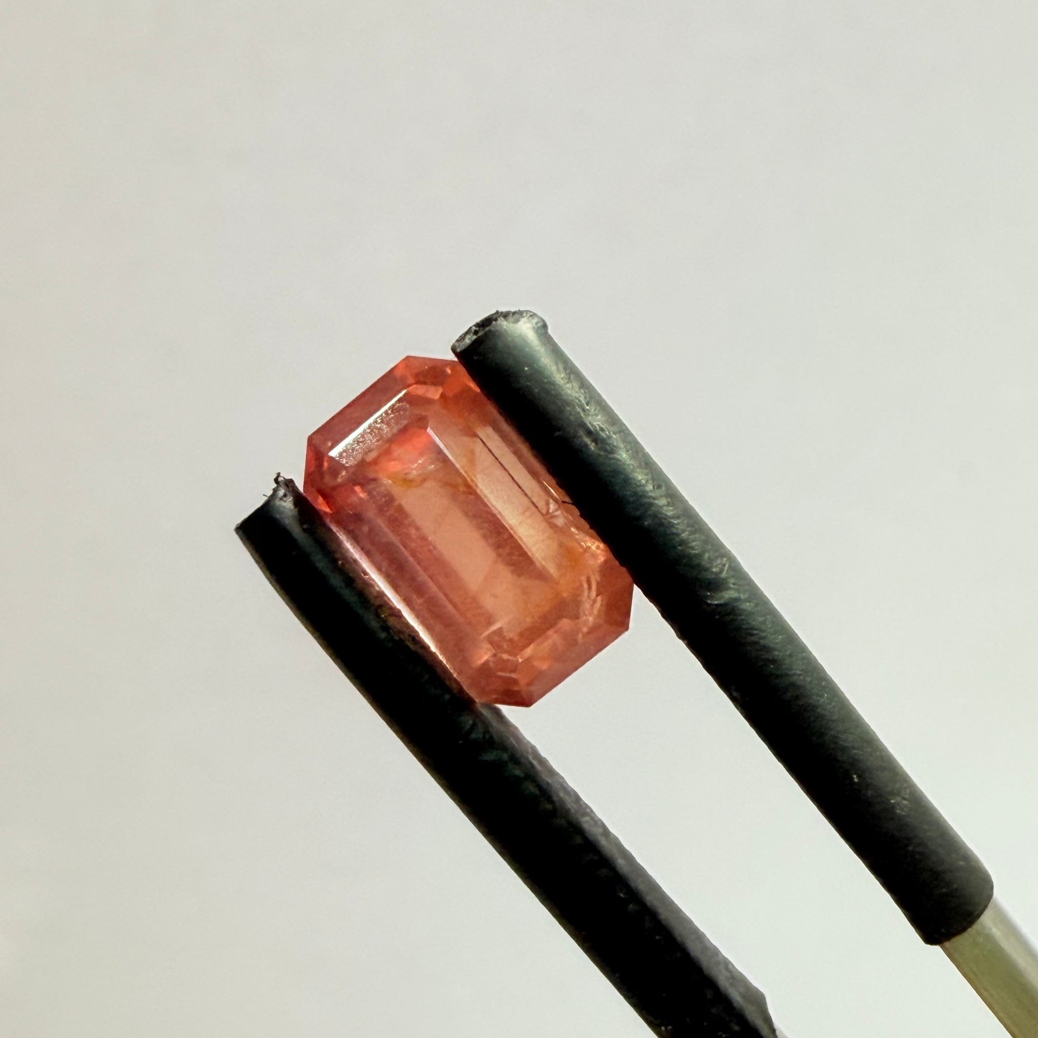 Sapphire, 2.21ct, Umba Valley, Tanzania, Untreated Unheated