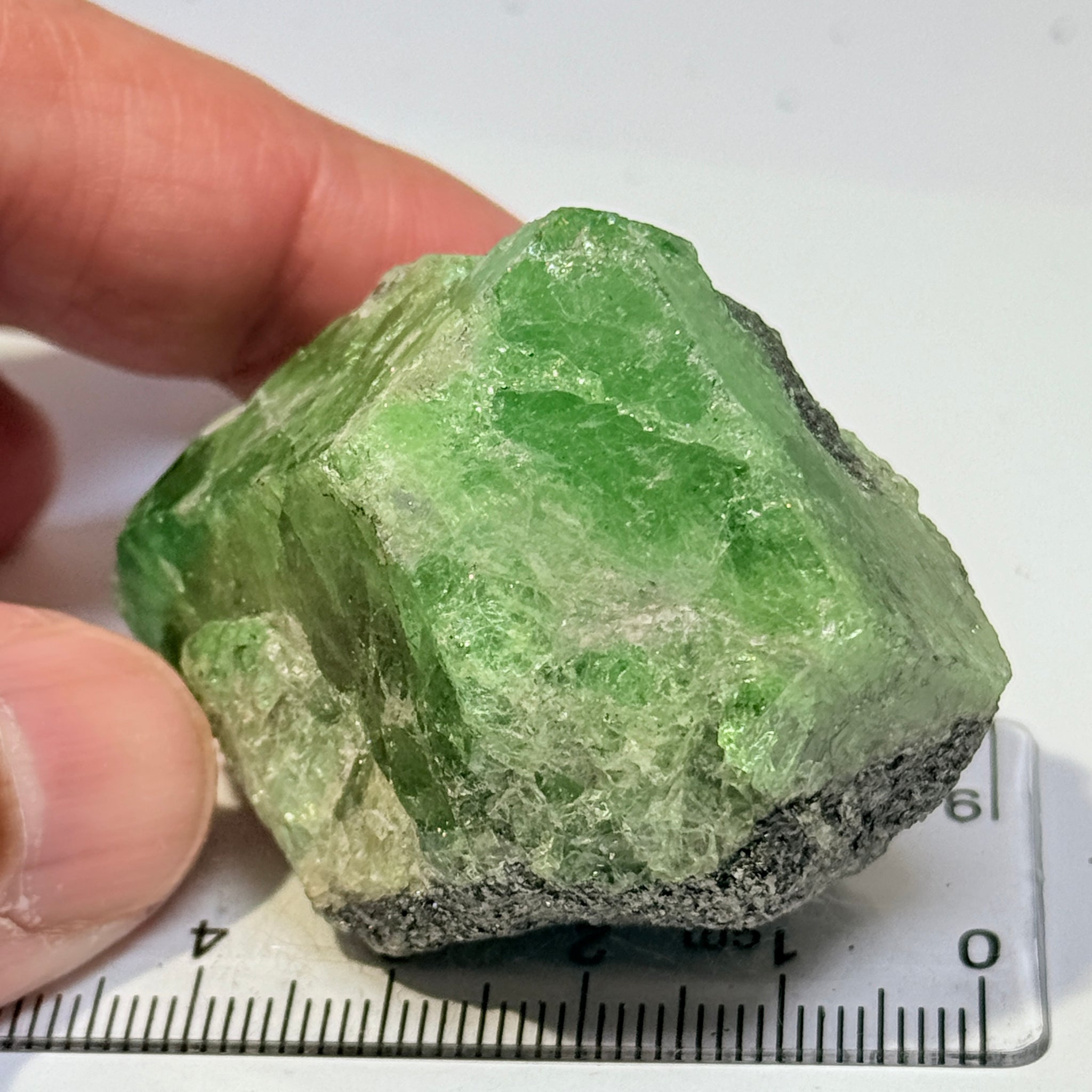 Tsavorite Garnet Crystal, 447.50ct, Merelani, Tanzania, Untreated Unheated
