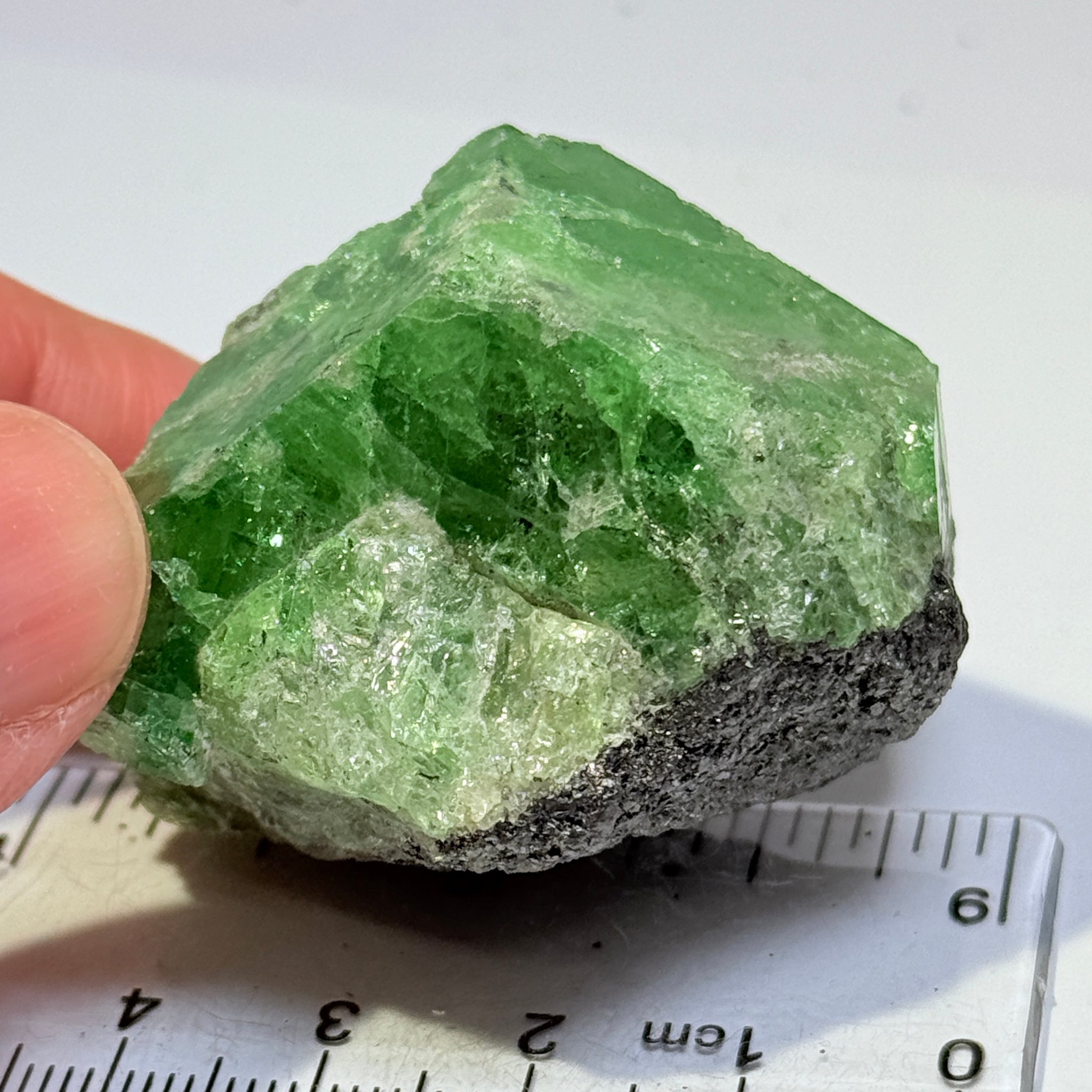 Tsavorite Garnet Crystal, 447.50ct, Merelani, Tanzania, Untreated Unheated
