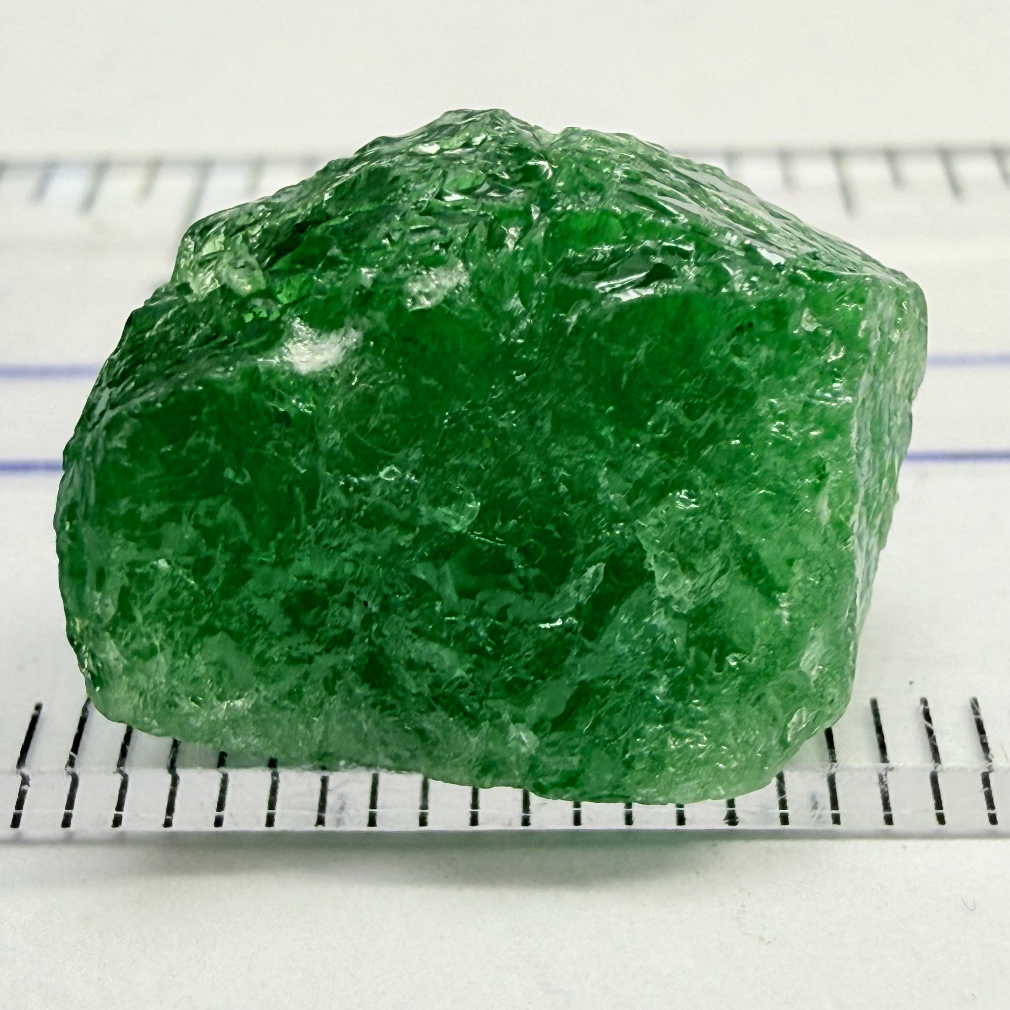 Tsavorite cab rough, 13.35ct, Tanzania, Untreated, Unheated