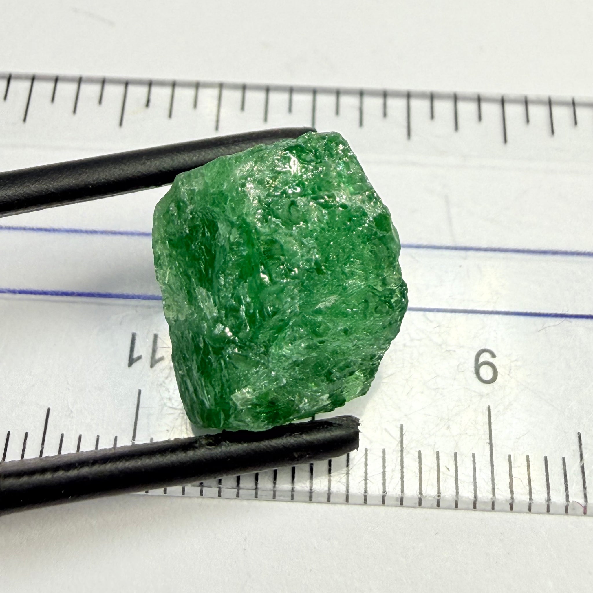 Tsavorite cab rough, 13.35ct, Tanzania, Untreated, Unheated