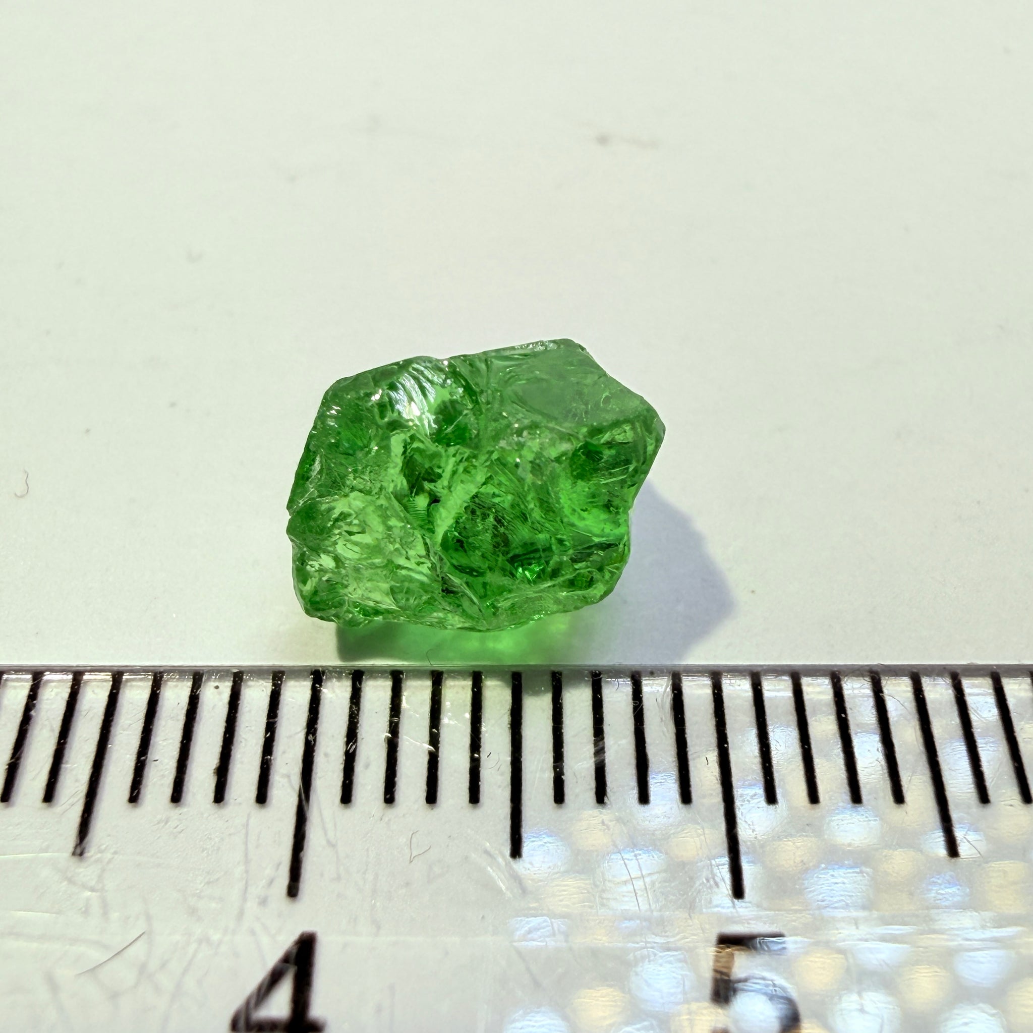 Tsavorite Garnet, 4.23ct, Tanzania, Untreated Unheated, veils