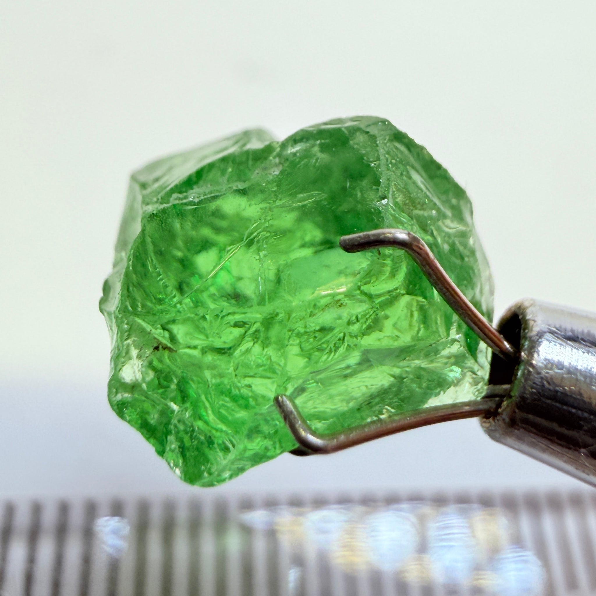 Tsavorite Garnet, 4.23ct, Tanzania, Untreated Unheated, veils