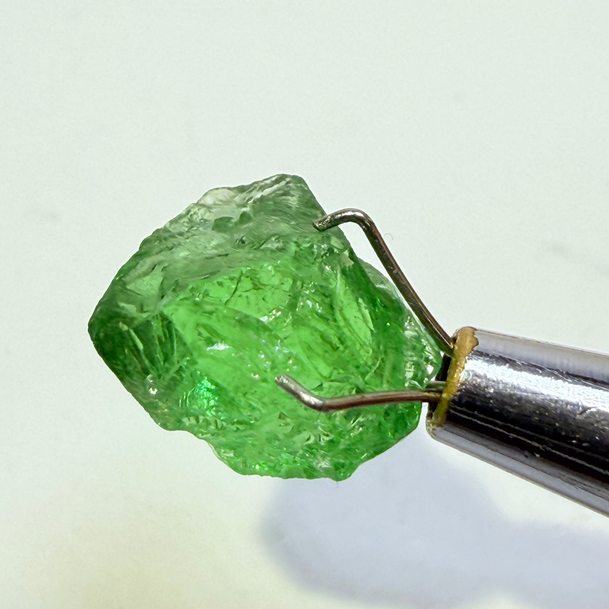Tsavorite Garnet, 4.23ct, Tanzania, Untreated Unheated, veils