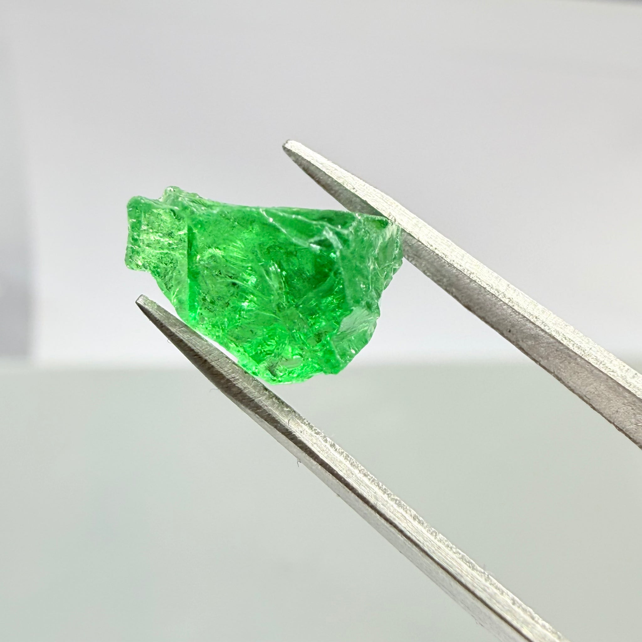 Tsavorite, 3.93ct, Tanzania, Untreated Unheated, slightly veiled