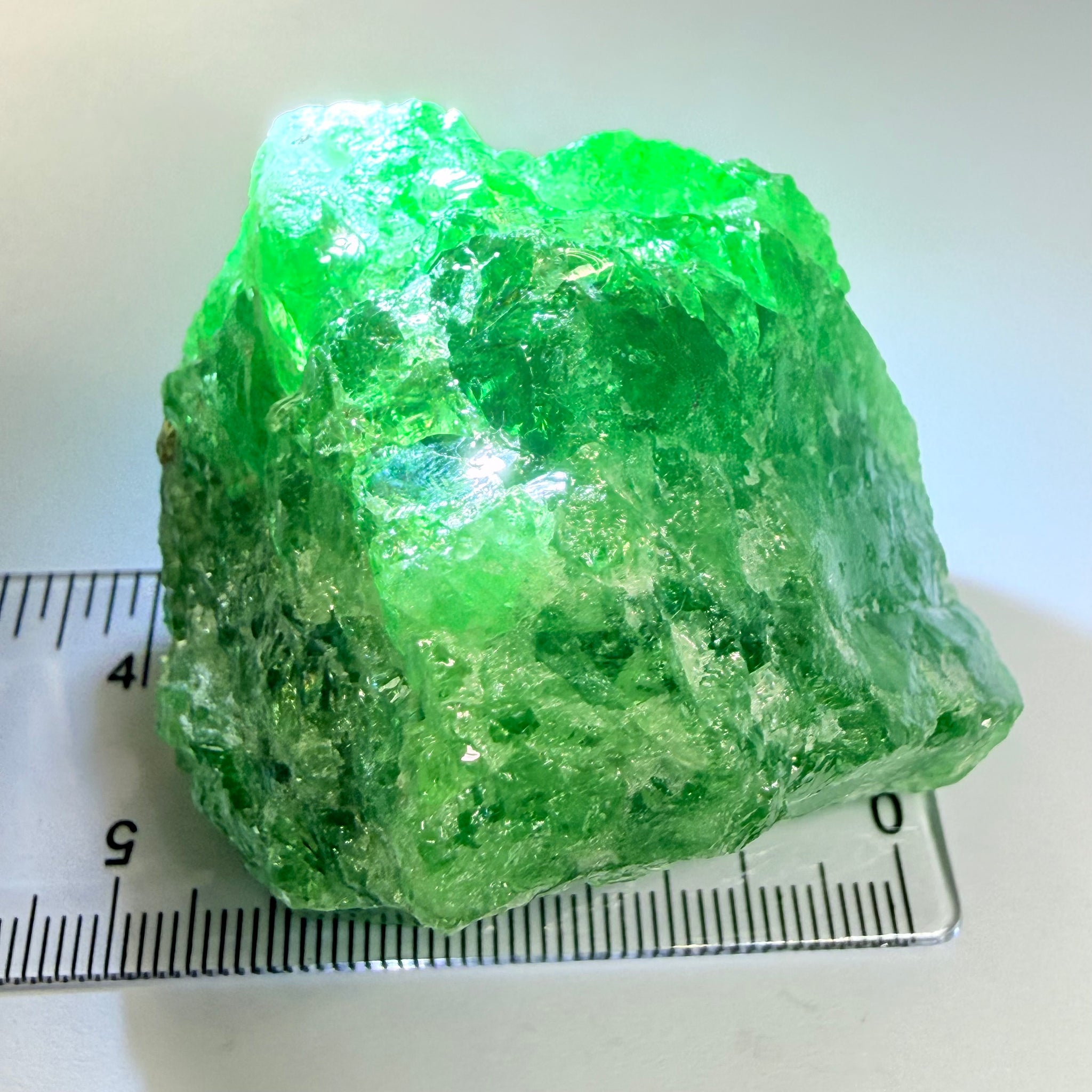 Tsavorite Garnet, 712.50ct / 142.50gm, Olemushuku, Tanzania, Untreated Unheated, a superbly rare piece with faceting portions all round, to be cobbed by a professional, or kept as an investment, see videos