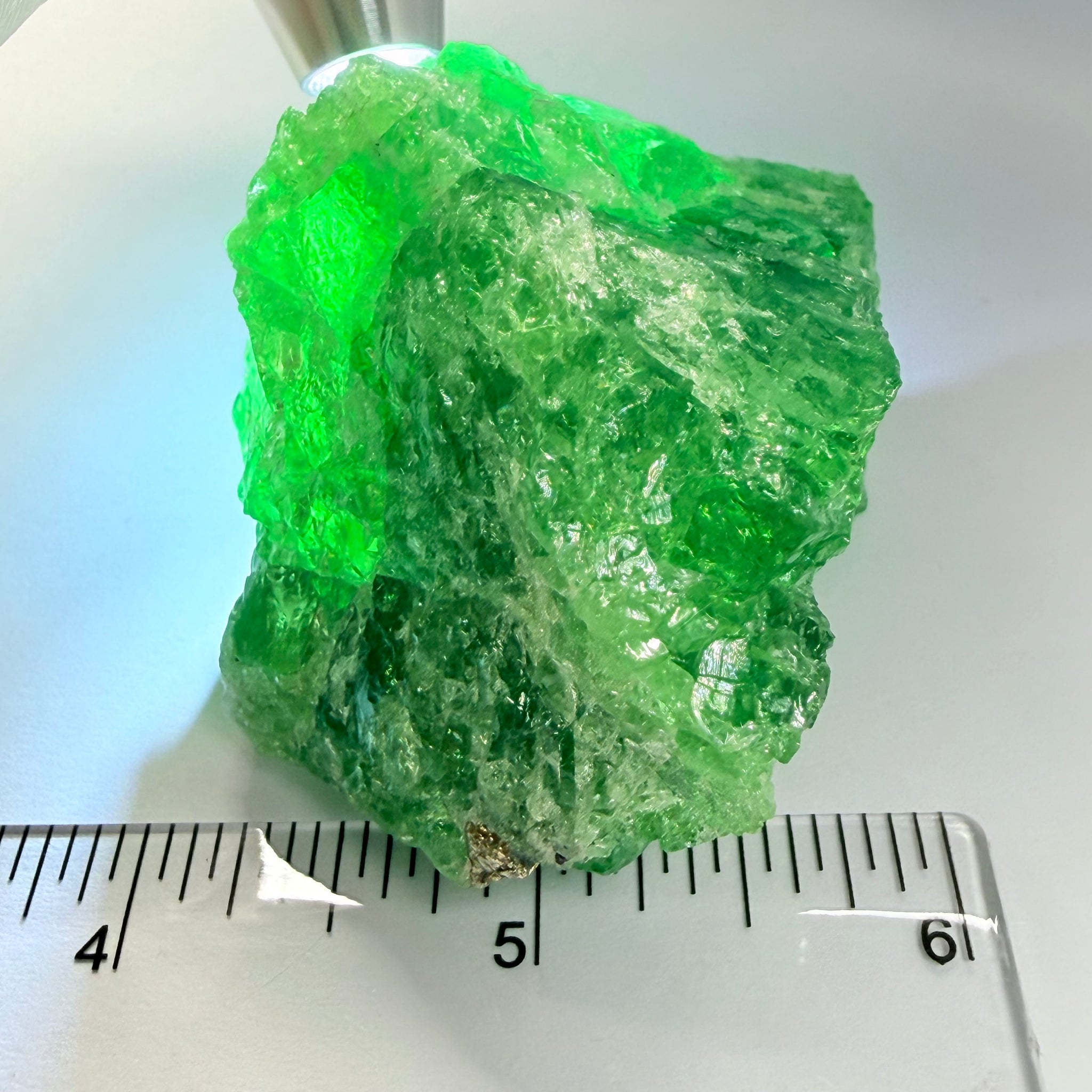Tsavorite Garnet, 712.50ct / 142.50gm, Olemushuku, Tanzania, Untreated Unheated, a superbly rare piece with faceting portions all round, to be cobbed by a professional, or kept as an investment, see videos