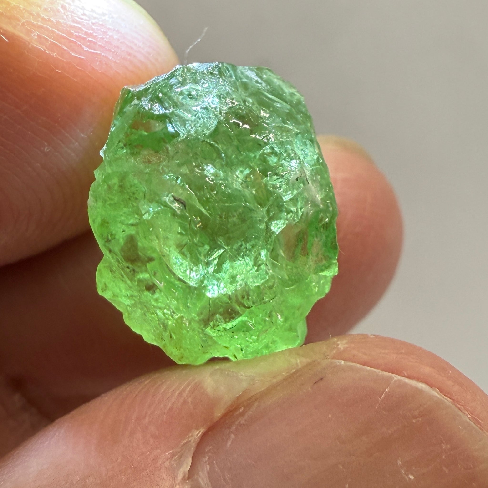 Tsavorite Garnet Cab Grade Rough, has some cracks, 16.29ct, Tanzania, Untreated Unheated, see the photos and video