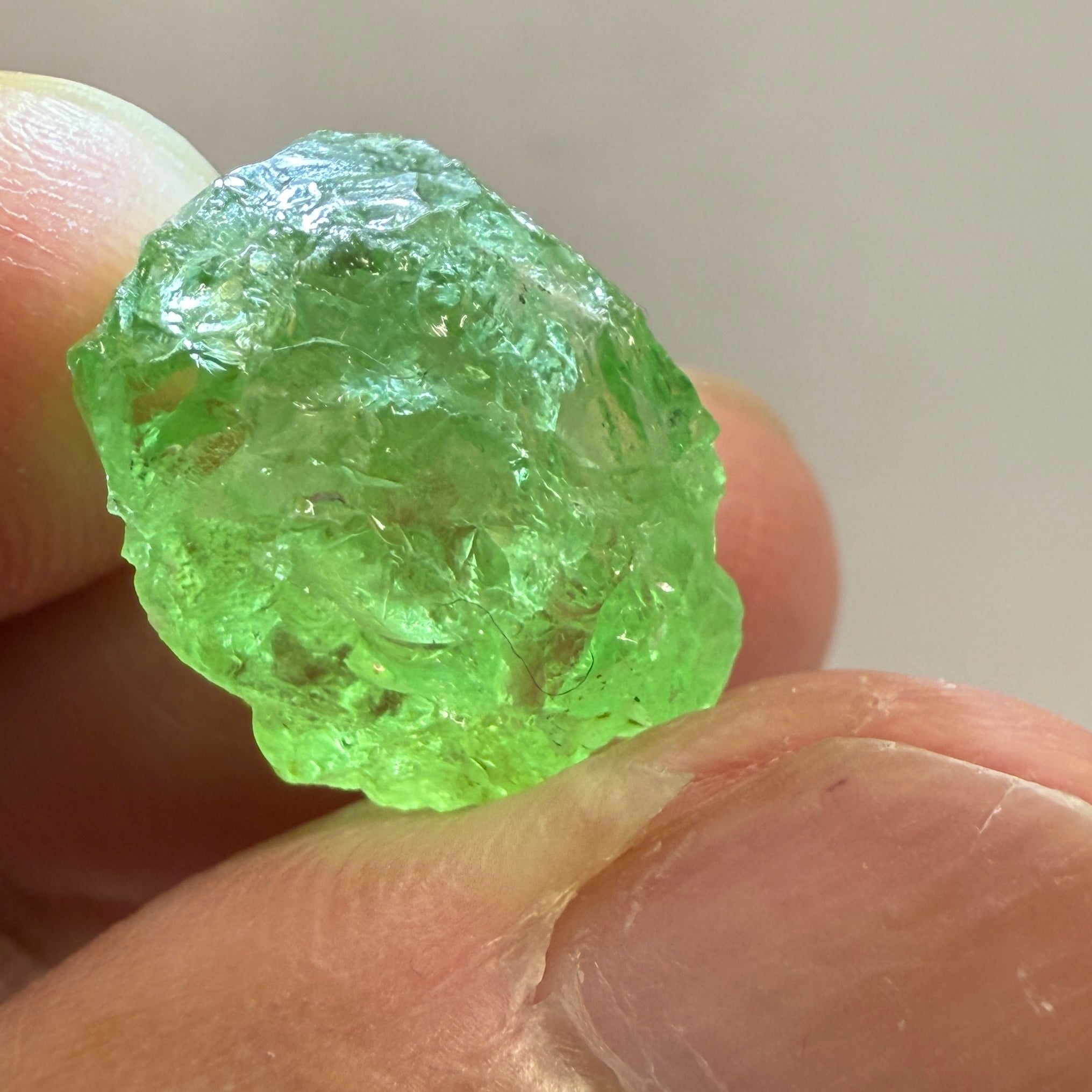 Tsavorite Garnet Cab Grade Rough, has some cracks, 16.29ct, Tanzania, Untreated Unheated, see the photos and video