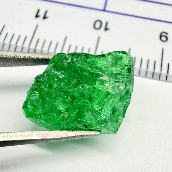 Tsavorite, 8.70ct, Tanzania, Untreated Unheated, slightly veiled, with a dividing crack, I have marked the position of the dividing crack in one of the pics