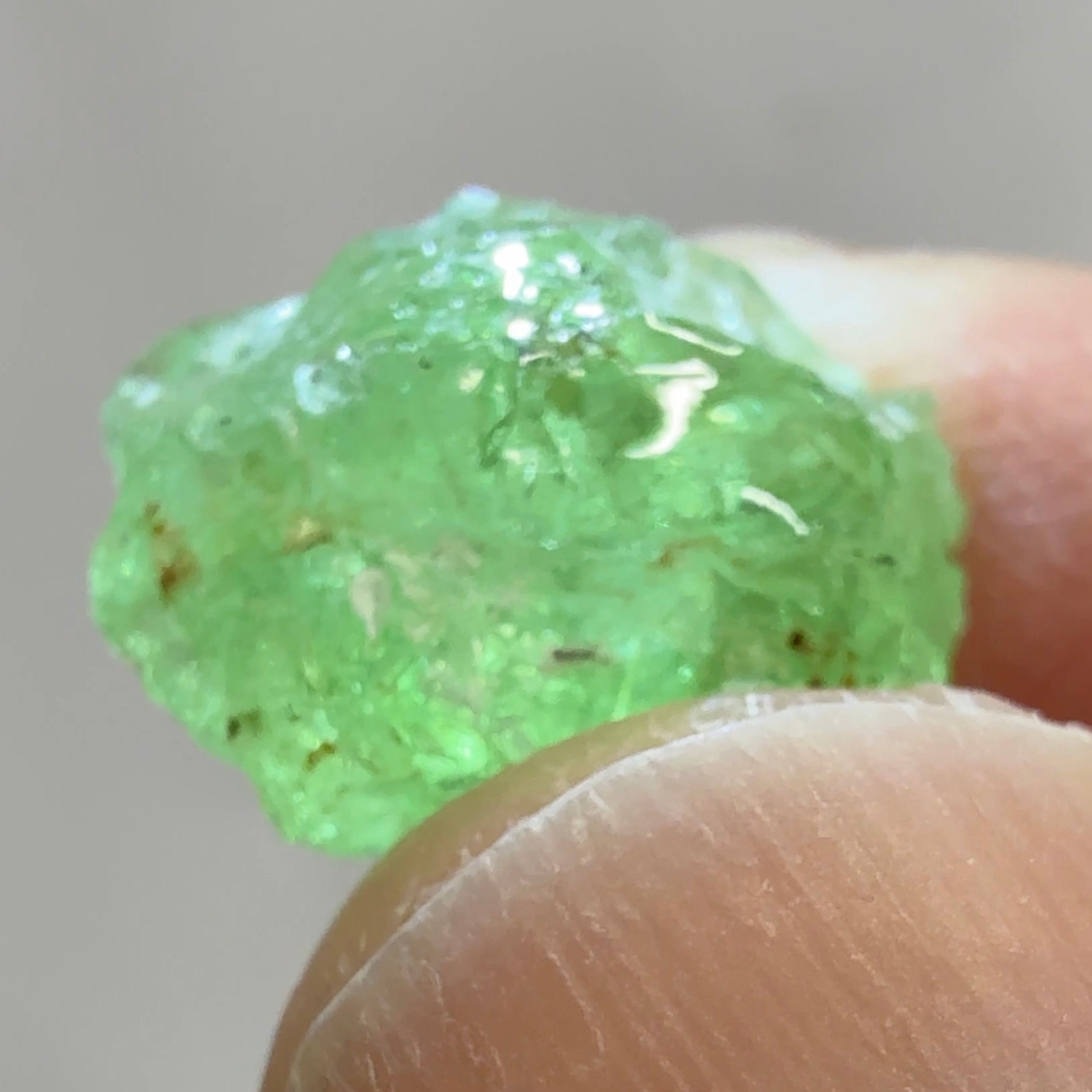 Tsavorite Garnet Cab Grade Rough, has some cracks, 16.29ct, Tanzania, Untreated Unheated, see the photos and video