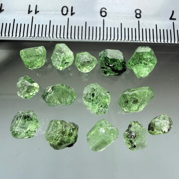 Merelani Mint Garnet Crystal Lot, 26.52ct, Tanzania, Untreated Unheated, tiny and beautiful, set them like this with their natural unpolished crystalline faces into jewellery