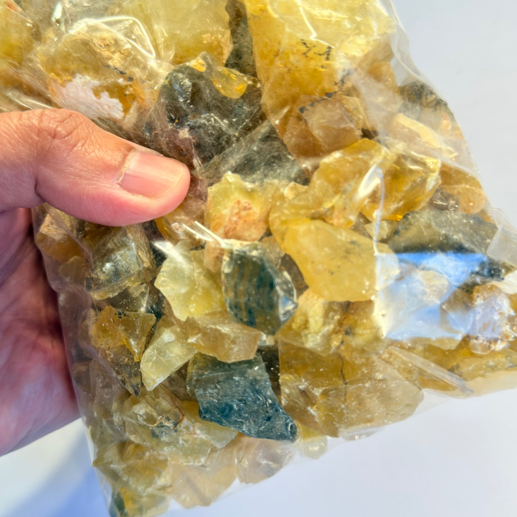 Honey Opal, Kigoma, Tanzania, 1 Kilo Bag, great for cabbing and faceting, (see close-ups in photos), polishes really well, if you want to see how polished cabs from this material looks reach out, also good for retailing and selling at shows