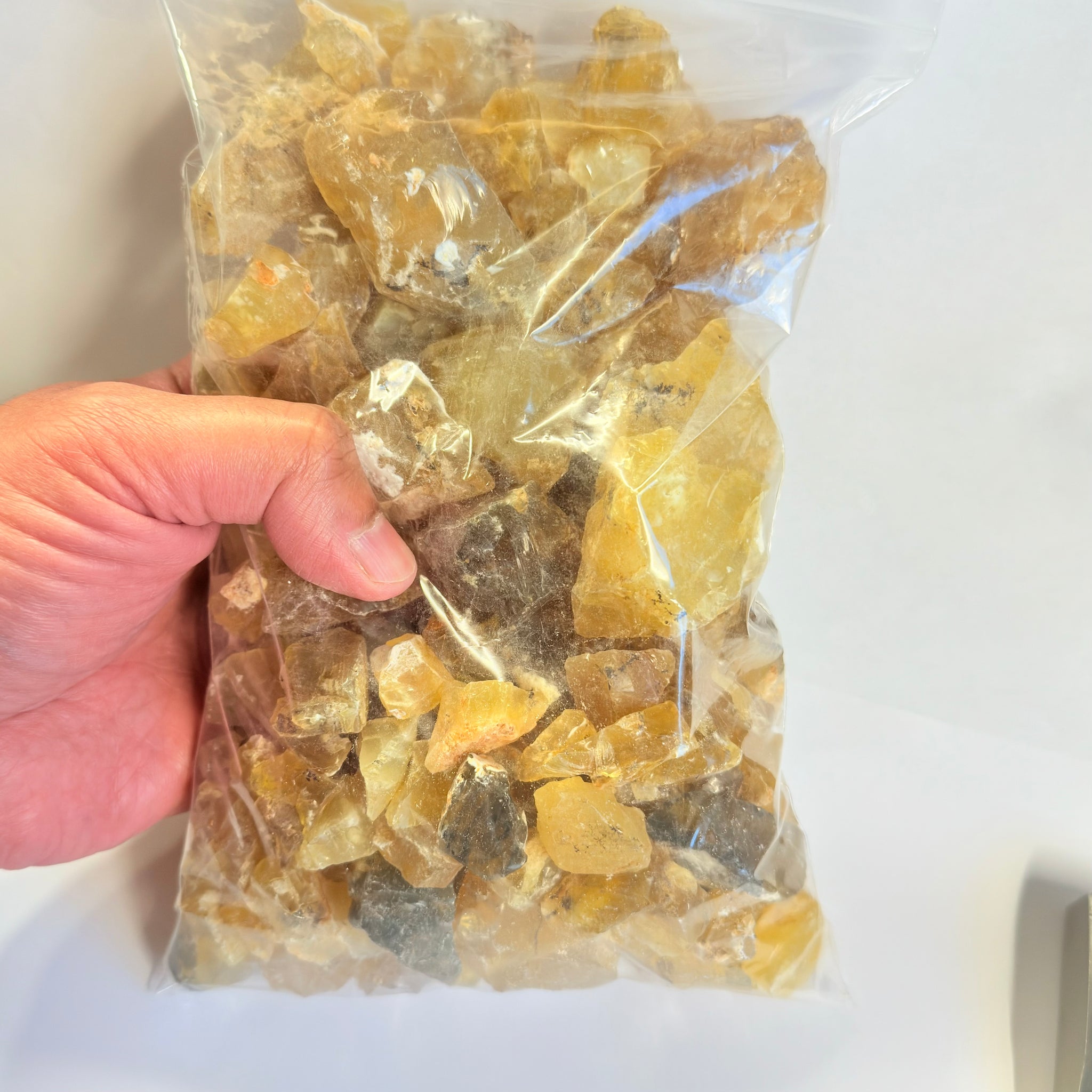 Honey Opal, Kigoma, Tanzania, 1 Kilo Bag, great for cabbing and faceting, (see close-ups in photos), polishes really well, if you want to see how polished cabs from this material looks reach out, also good for retailing and selling at shows