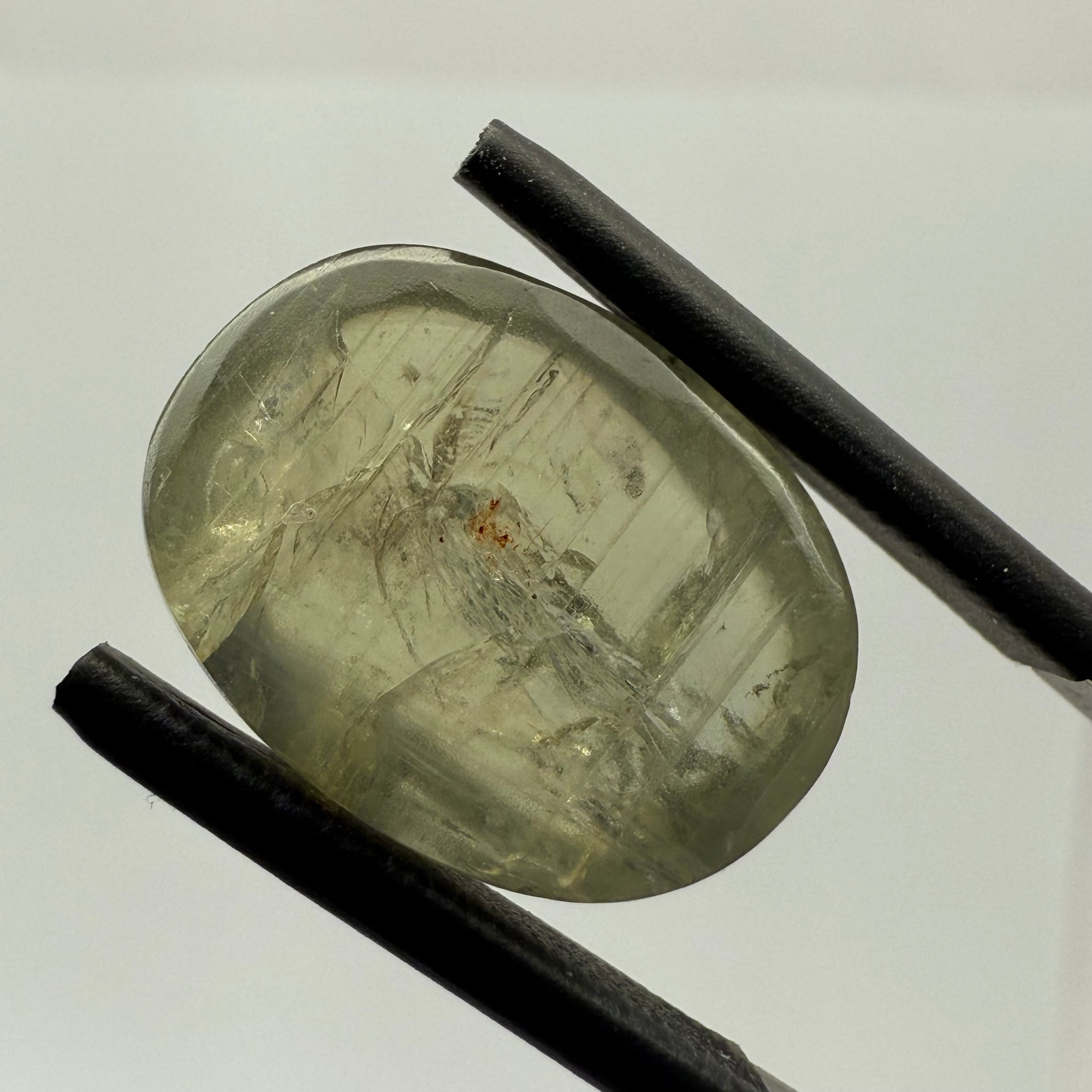 Sapphire Cabochon. 19.43ct, Umba, Tanzania. Untreated Unheated. 17.1x 12.8 x 7.6mm