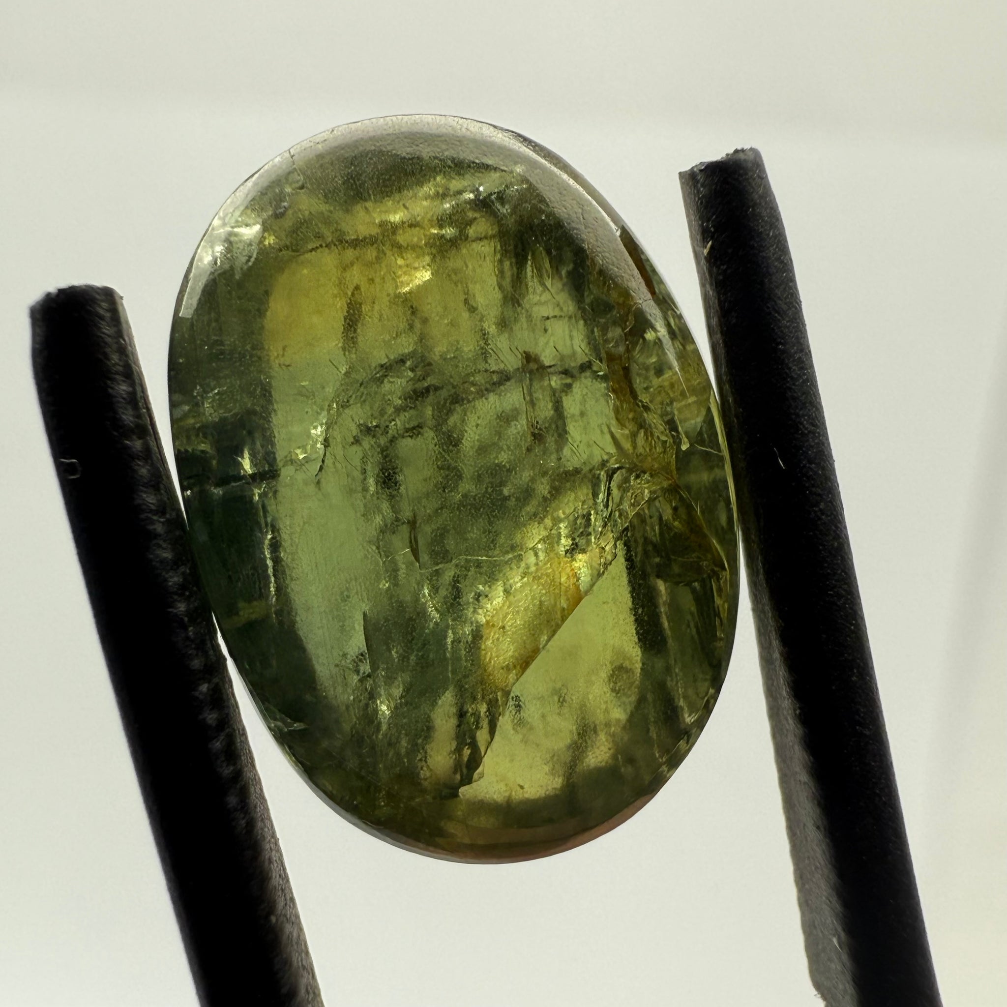 Sapphire Cabochon, 16.51ct, Umba Valley, Tanzania. Untreated Unheated.