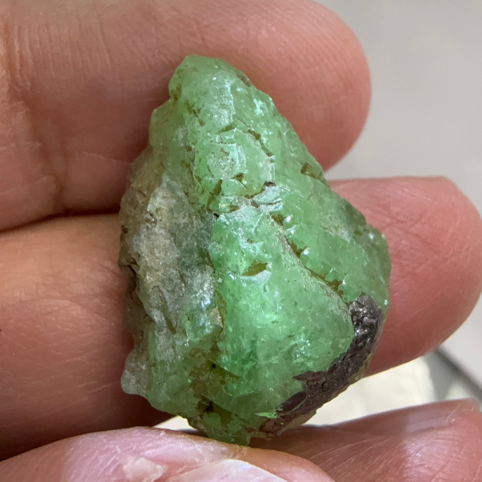 Tsavorite Crystal, 30.00ct, Merelani. Tanzania