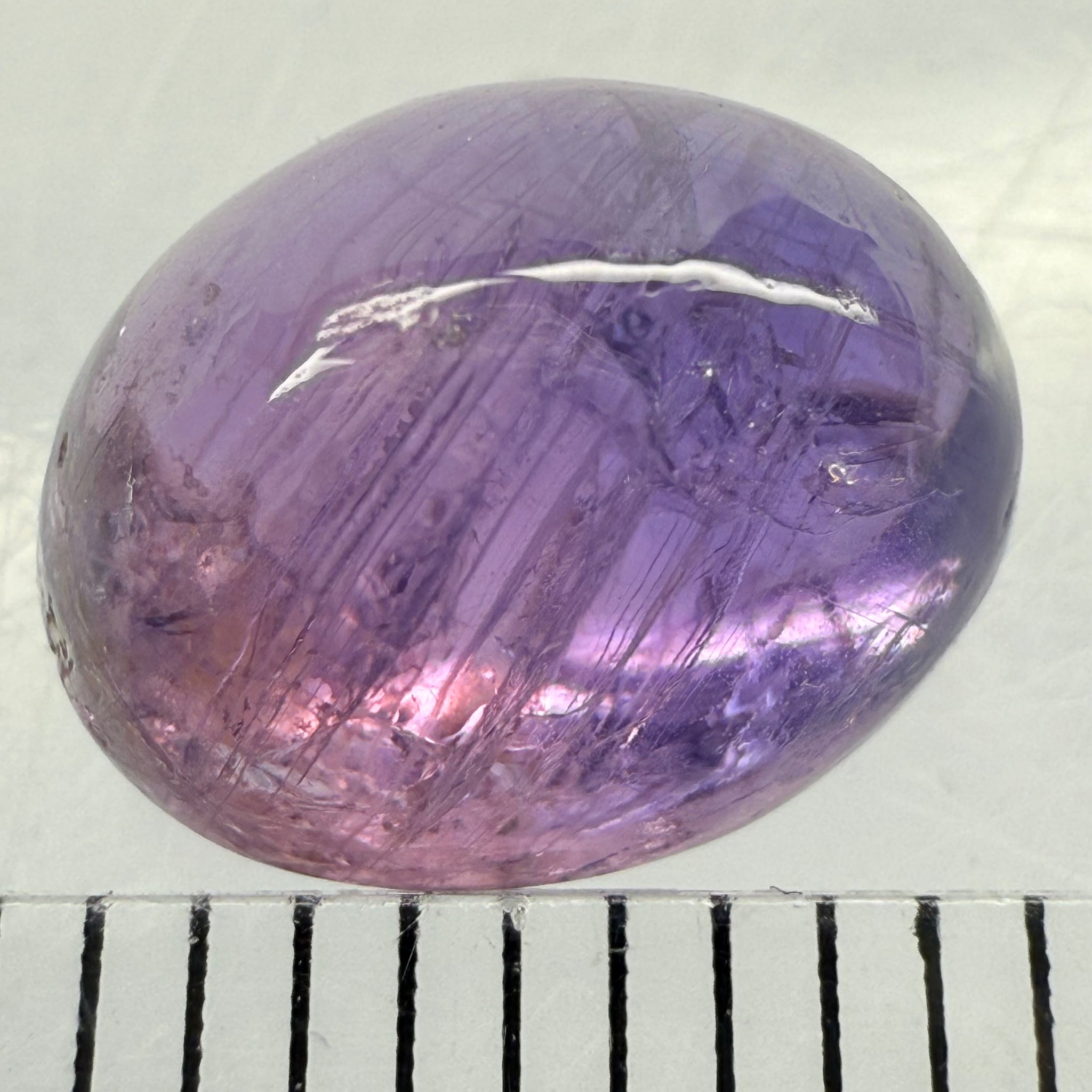 Sapphire Cabochon, 4.77ct, Umba Valley, Tanzania. Untreated Unheated, beautiful needling and dual colour!