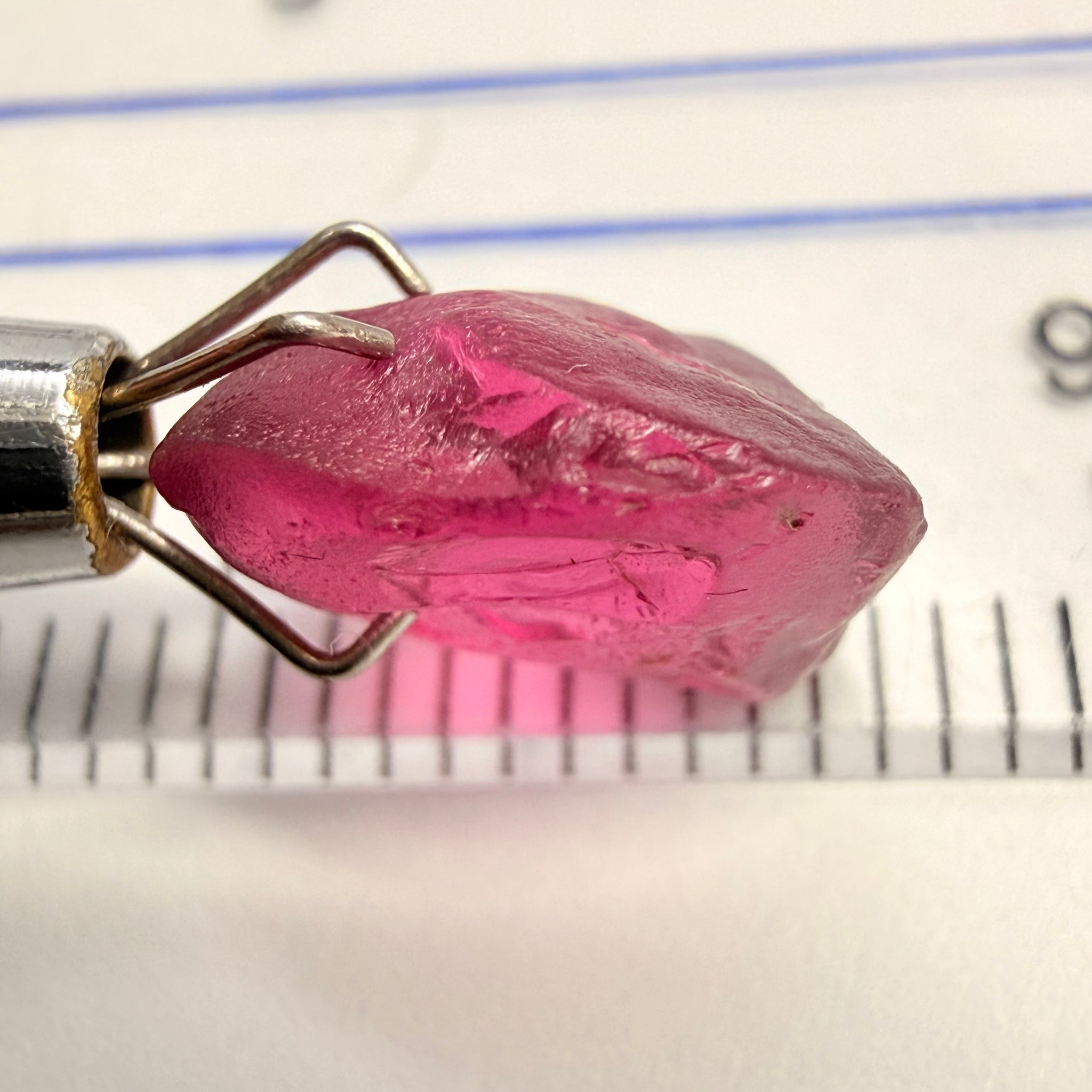 Tanga Garnet, 3.76ct, Tanzania, Untreated Unheated, vvs-if, weird shape