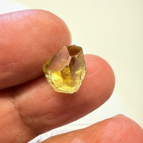 Yellow Tourmaline, 5.34ct, Tanzania, Untreated Unheated, vvs-if