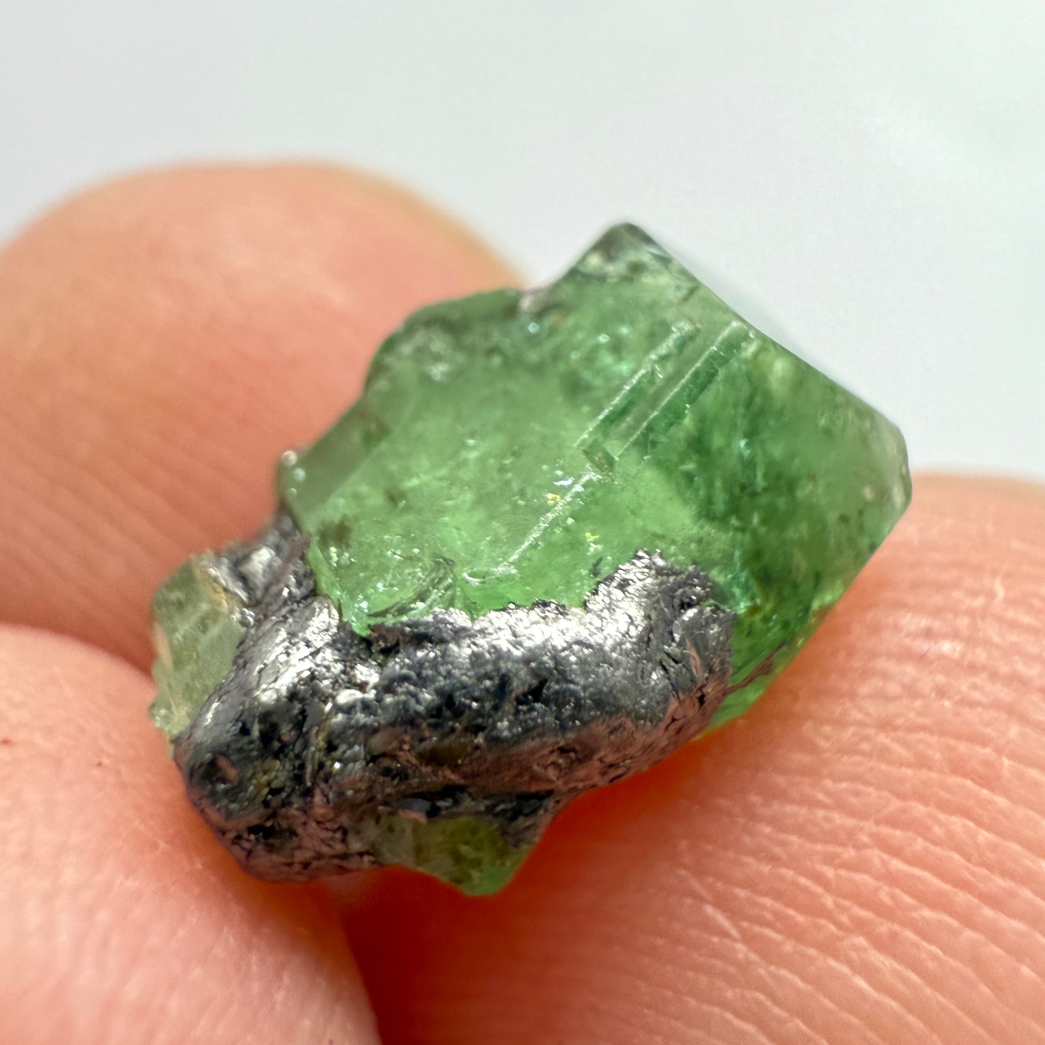 Tsavorite Crystal on Matrix. 5.56ct, Merelani. Tanzania
