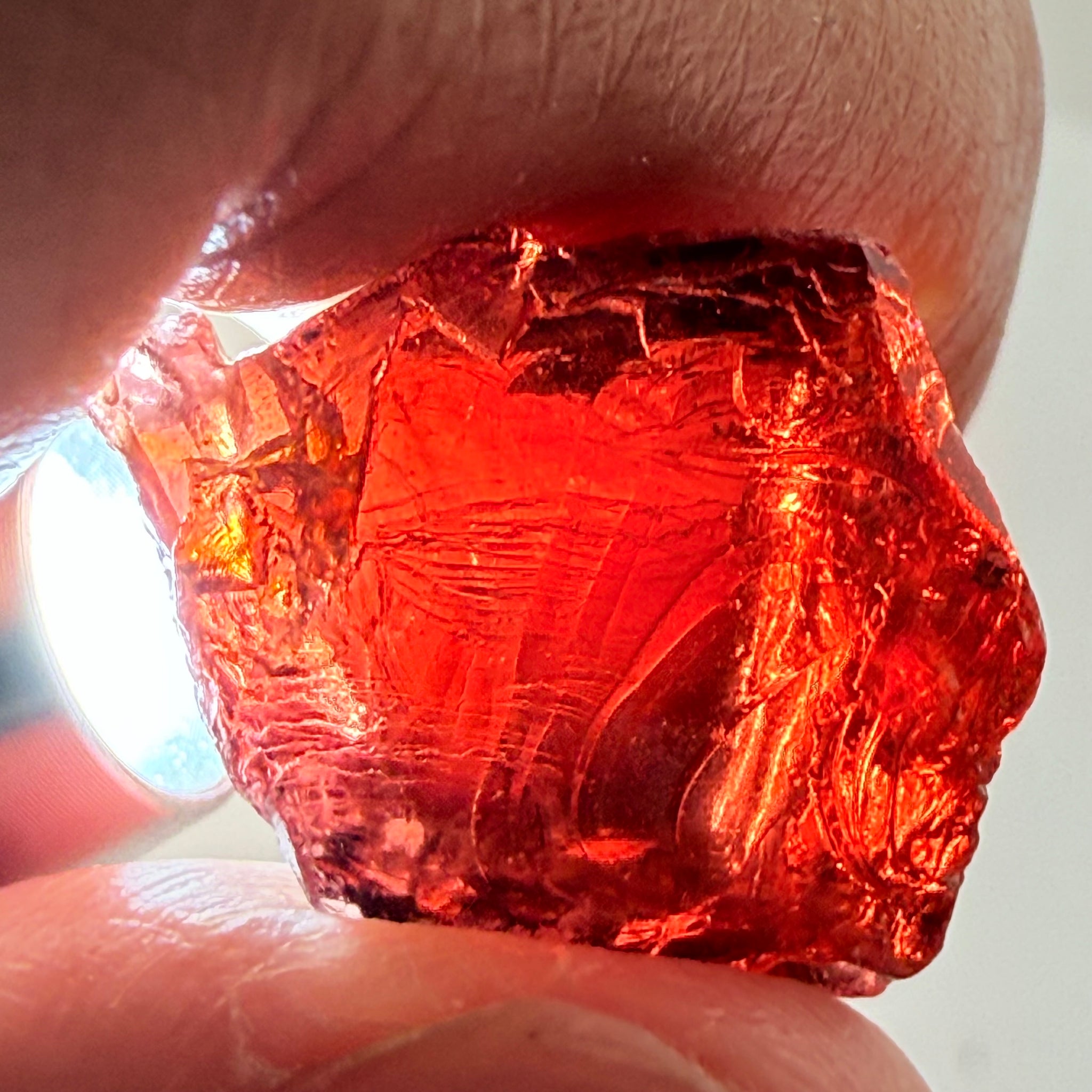 Gem Torch by Gemstone Masters, 6 function gem torch, strong power UV 365nm and 395nm, belt clip and 2 light focusing cones, 98% cri white bulb, 2-year warranty (excluding damage or wear and tear), we are the agents for this. Ships worldwide