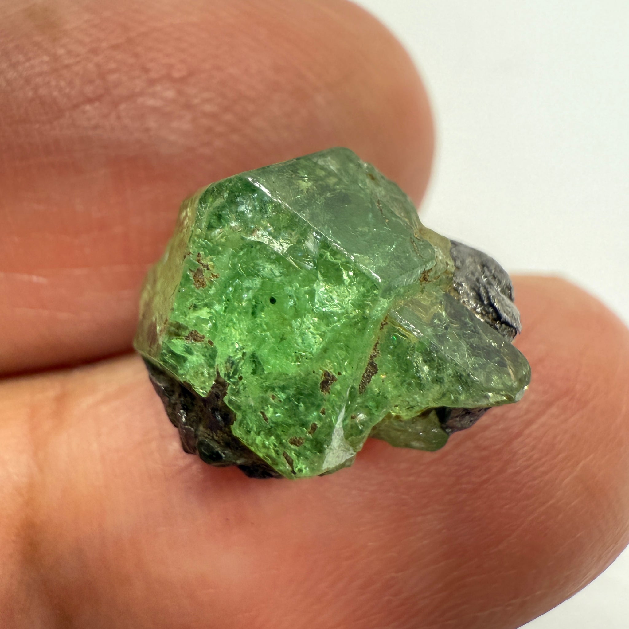 Tsavorite Crystal on Matrix. 10.72ct, Merelani. Tanzania