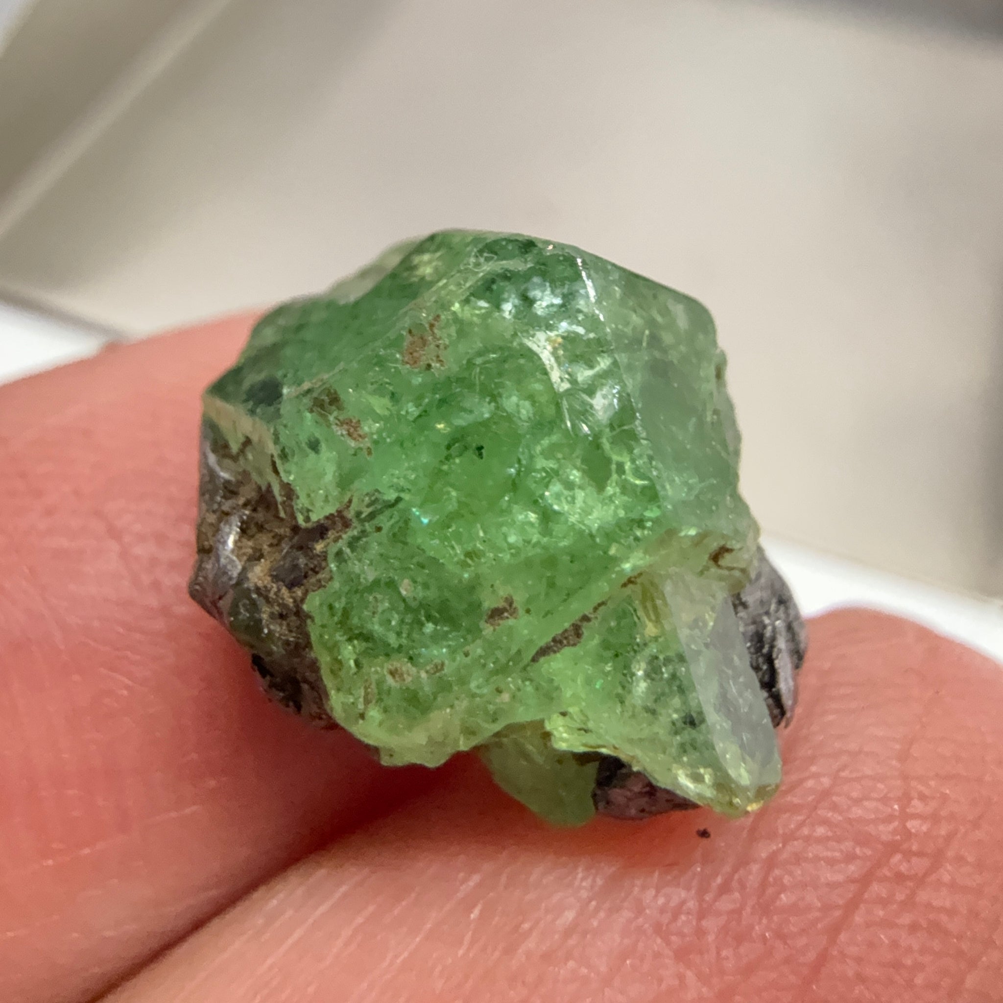 Tsavorite Crystal on Matrix. 10.72ct, Merelani. Tanzania
