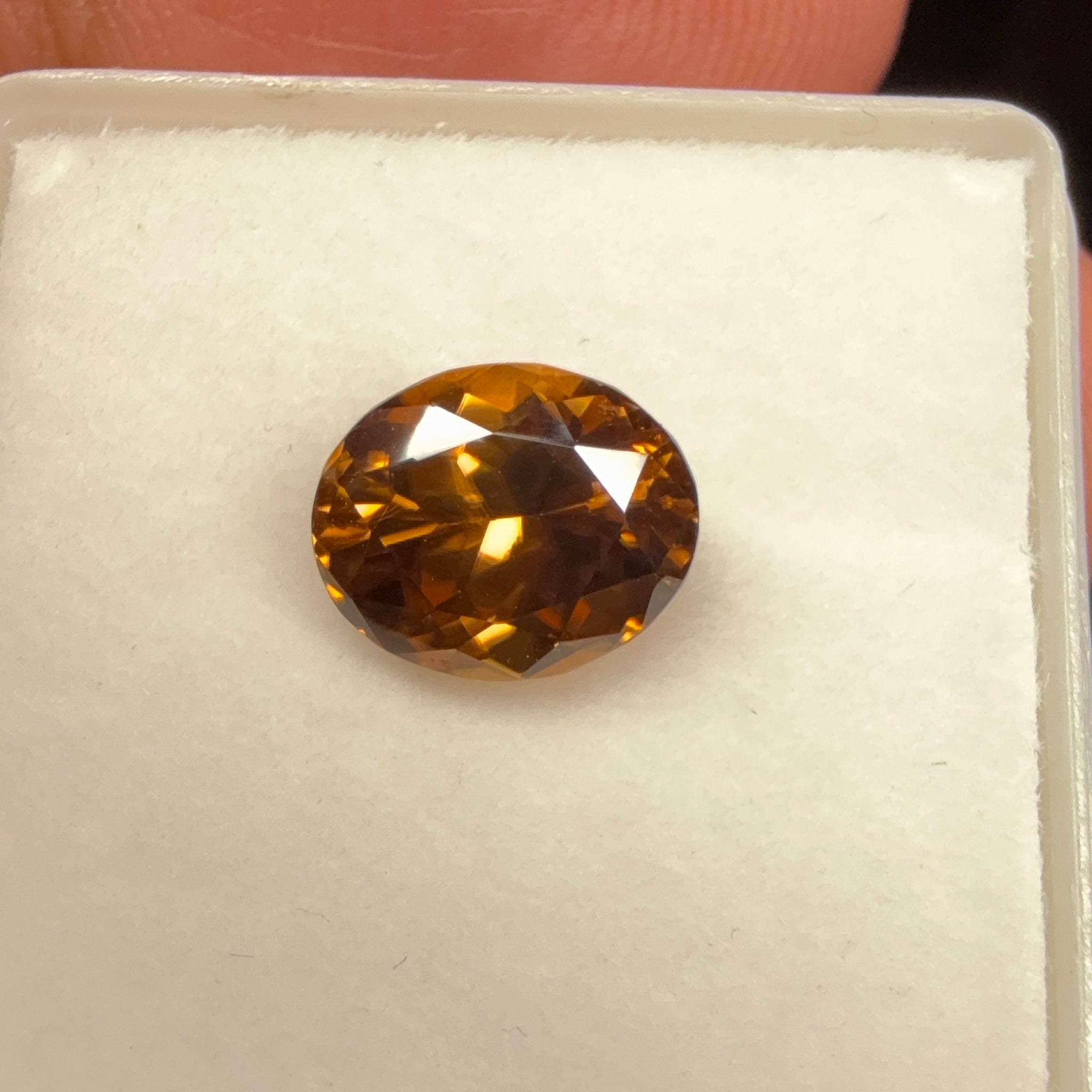 Zircon, 3.34ct, Untreated Unheated