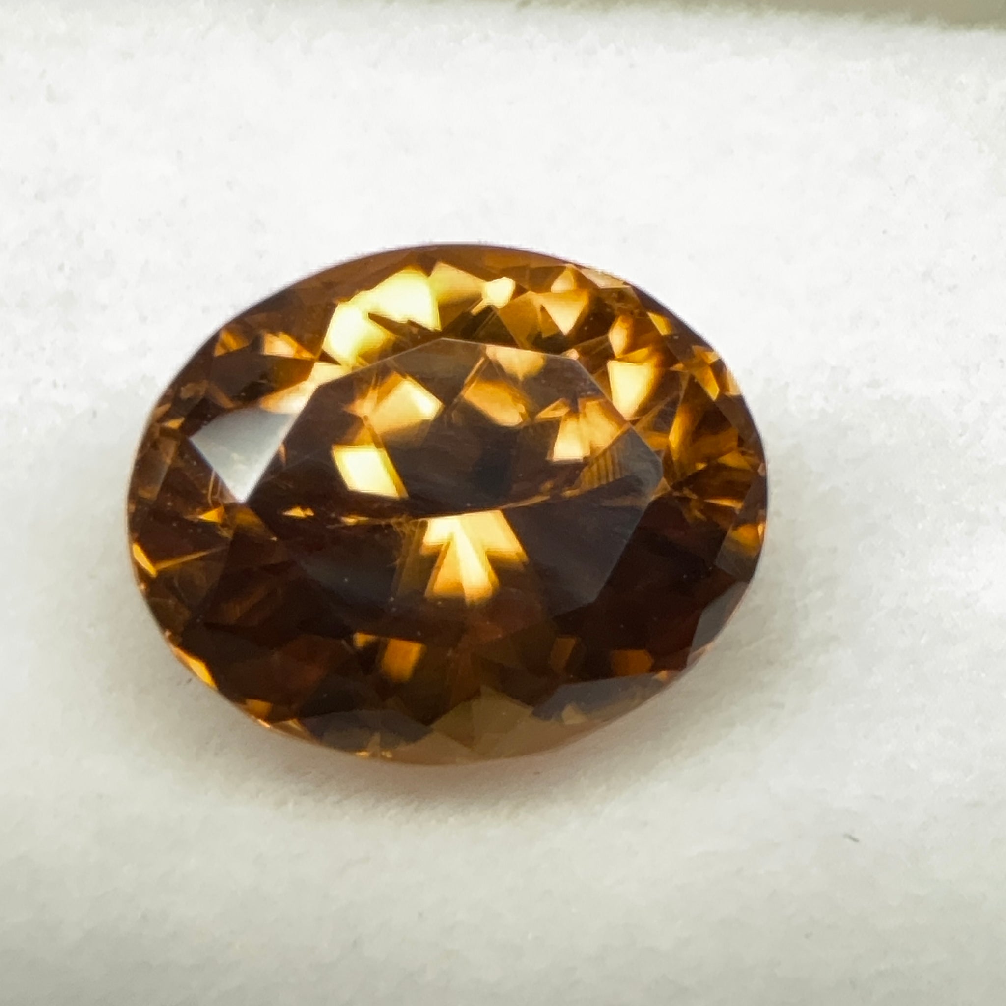 Zircon, 3.34ct, Untreated Unheated