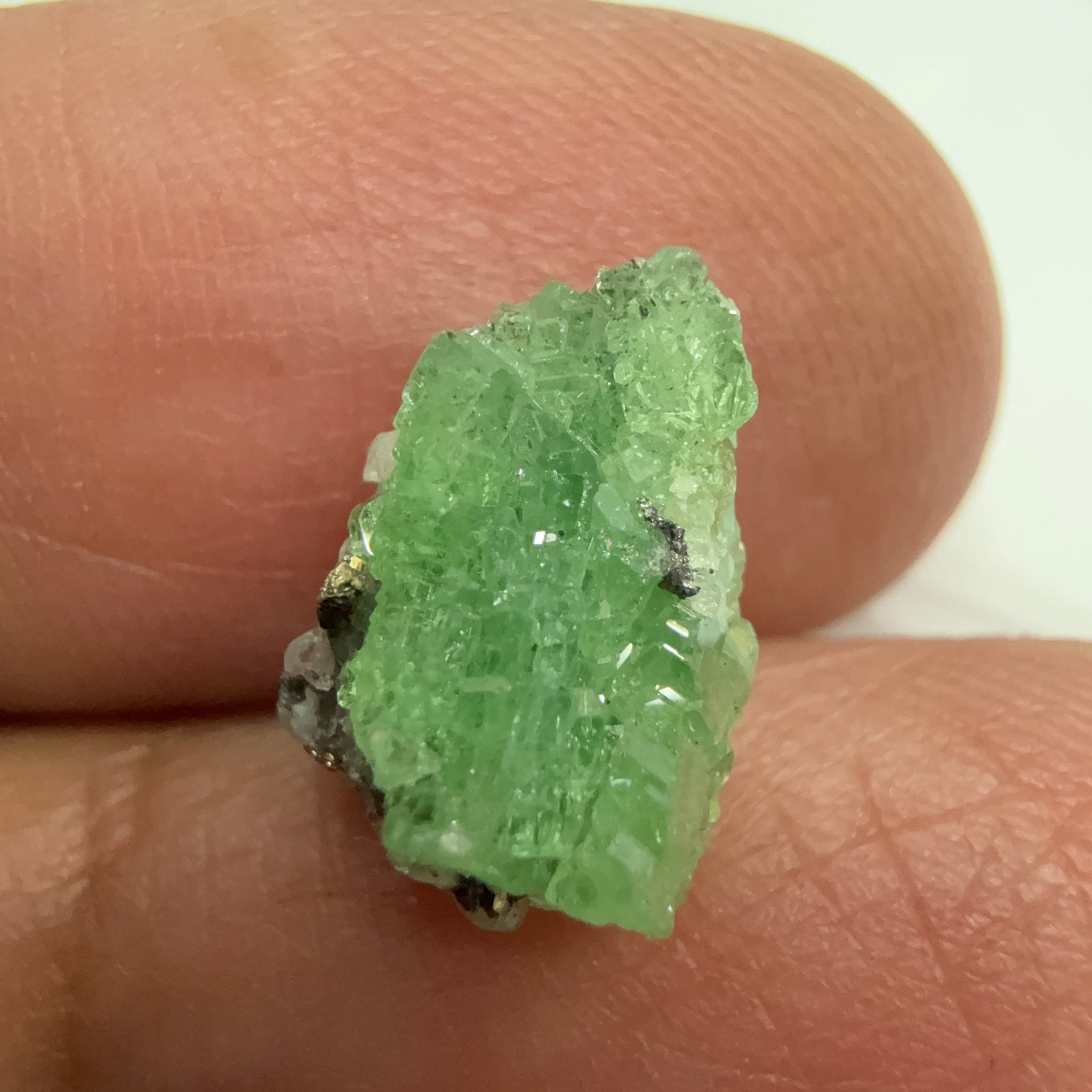 Tsavorite Crystal, 3.89ct, Merelani. Tanzania, Untreated Unheated