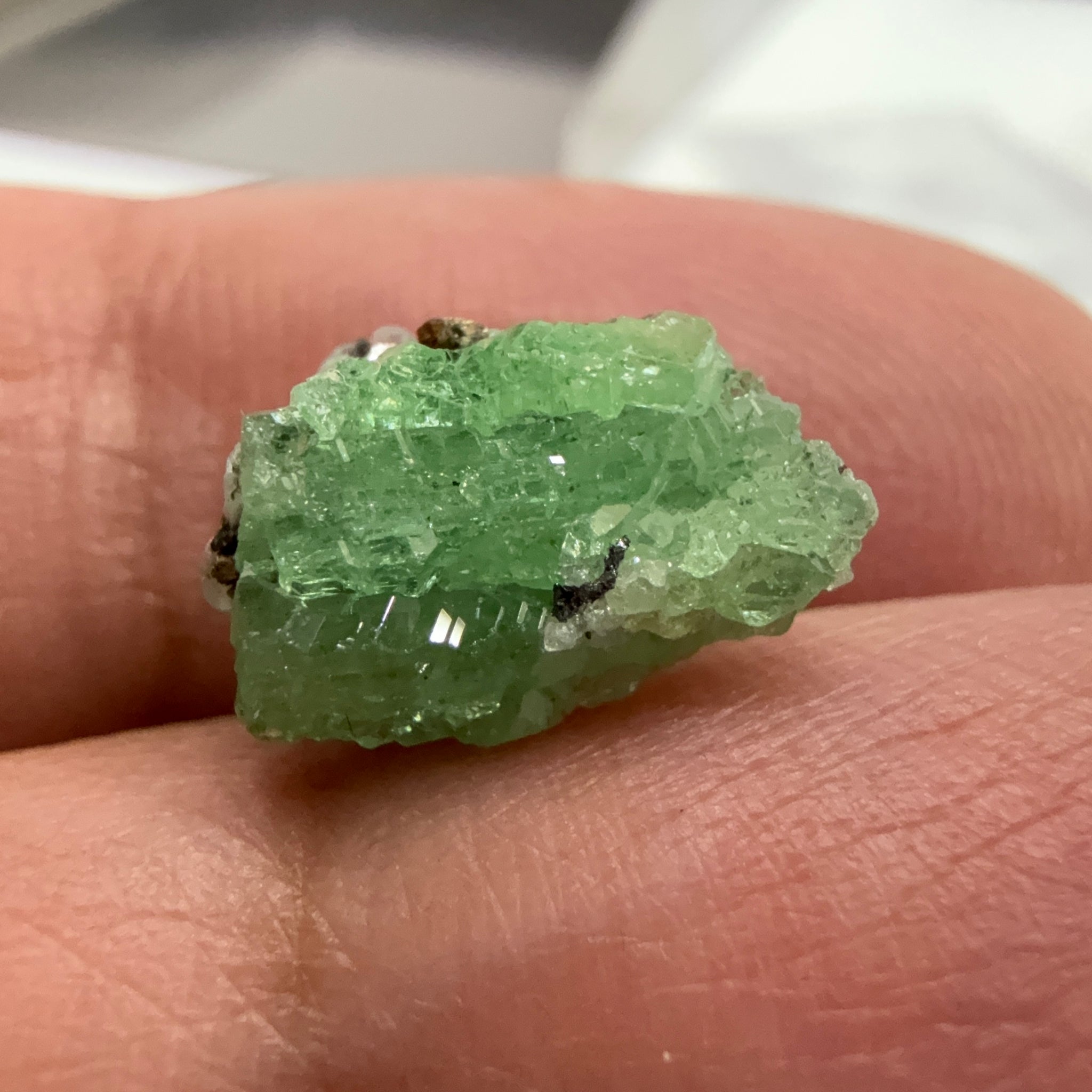 Tsavorite Crystal, 3.89ct, Merelani. Tanzania, Untreated Unheated