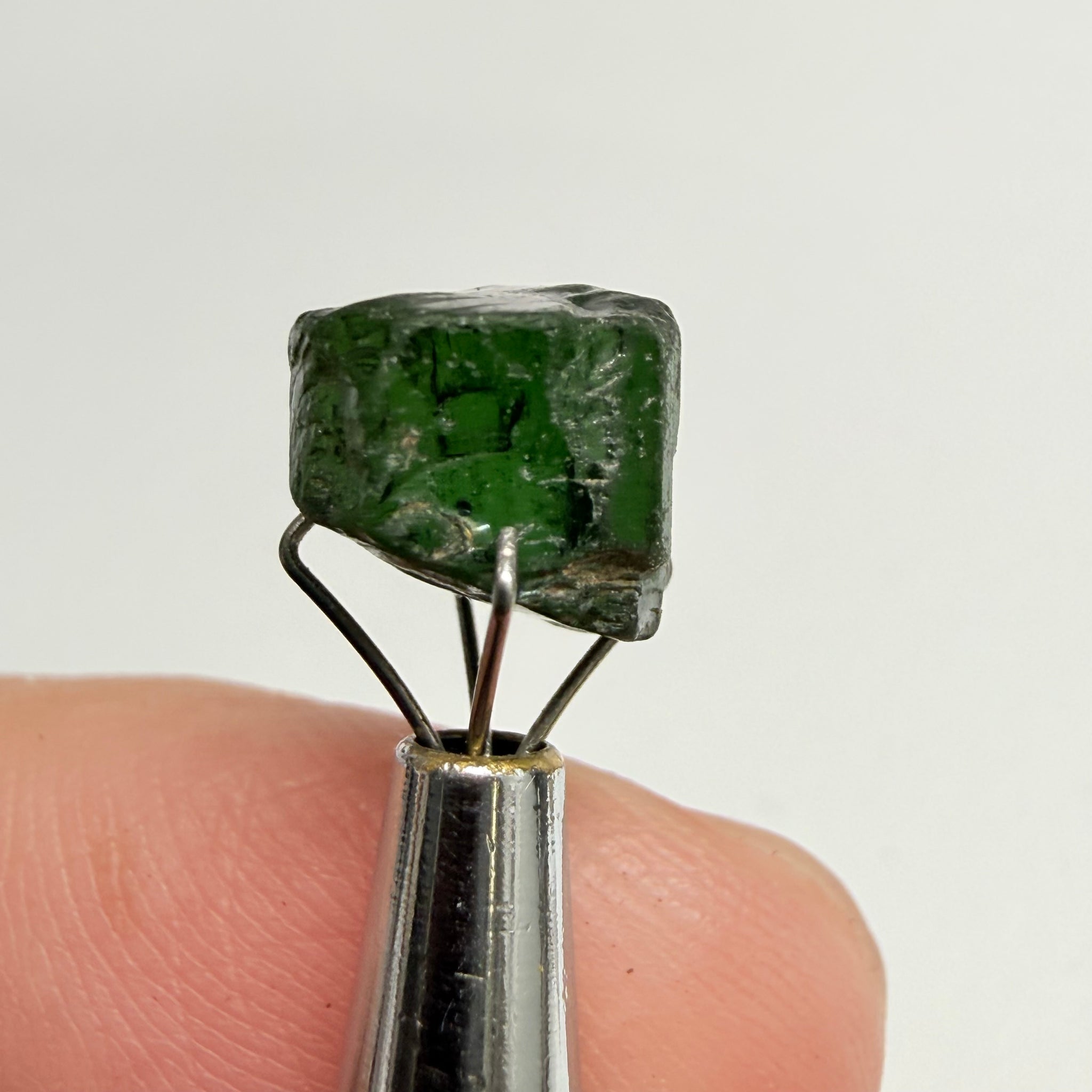 Tourmaline Crystal, 4.21ct, Mwajanga, Tanzania, Untreated Unheated, vvs-if, black cap tourmaline, c axis totally closed