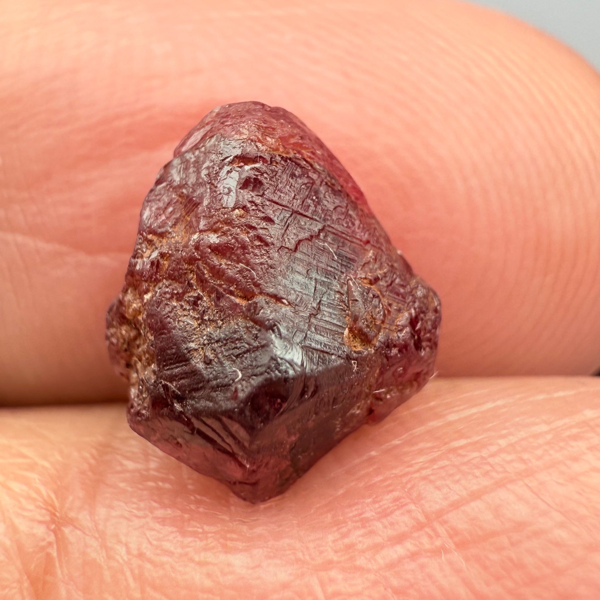 Winza Sapphire Crystal Specimen, 4.71ct, Winza, Tanzania, Untreated Unheated, look at the amazing etching which is all over the stone