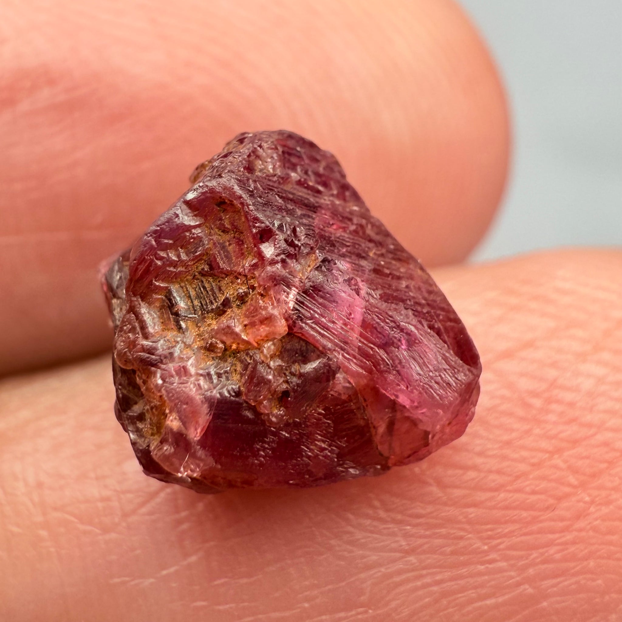 Winza Sapphire Crystal Specimen, 4.71ct, Winza, Tanzania, Untreated Unheated, look at the amazing etching which is all over the stone