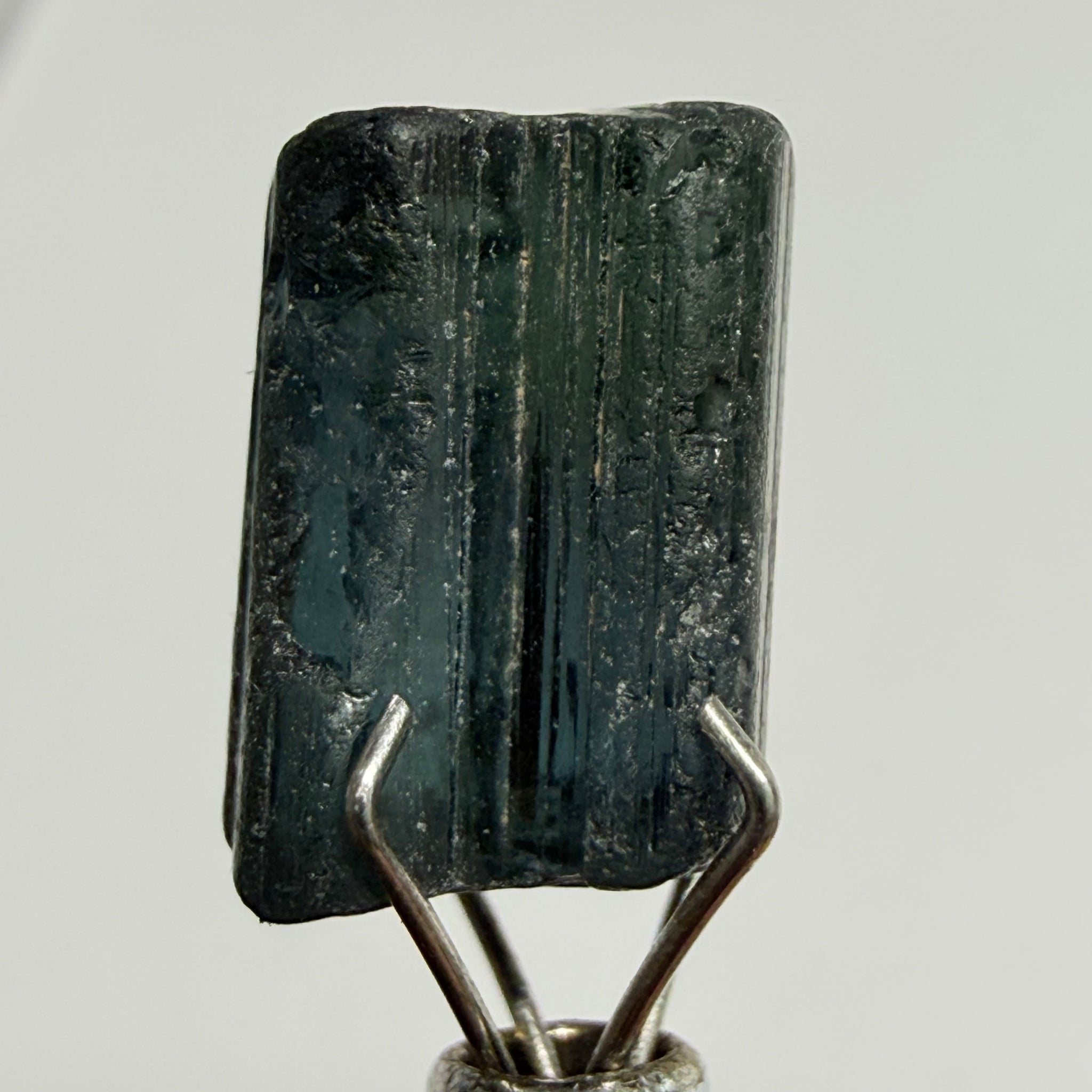 Tourmaline Crystal, 4.29ct, Mwajanga, Tanzania, Untreated Unheated, vvs-if, c axis closed, very dark stone, shape not so great for faceting