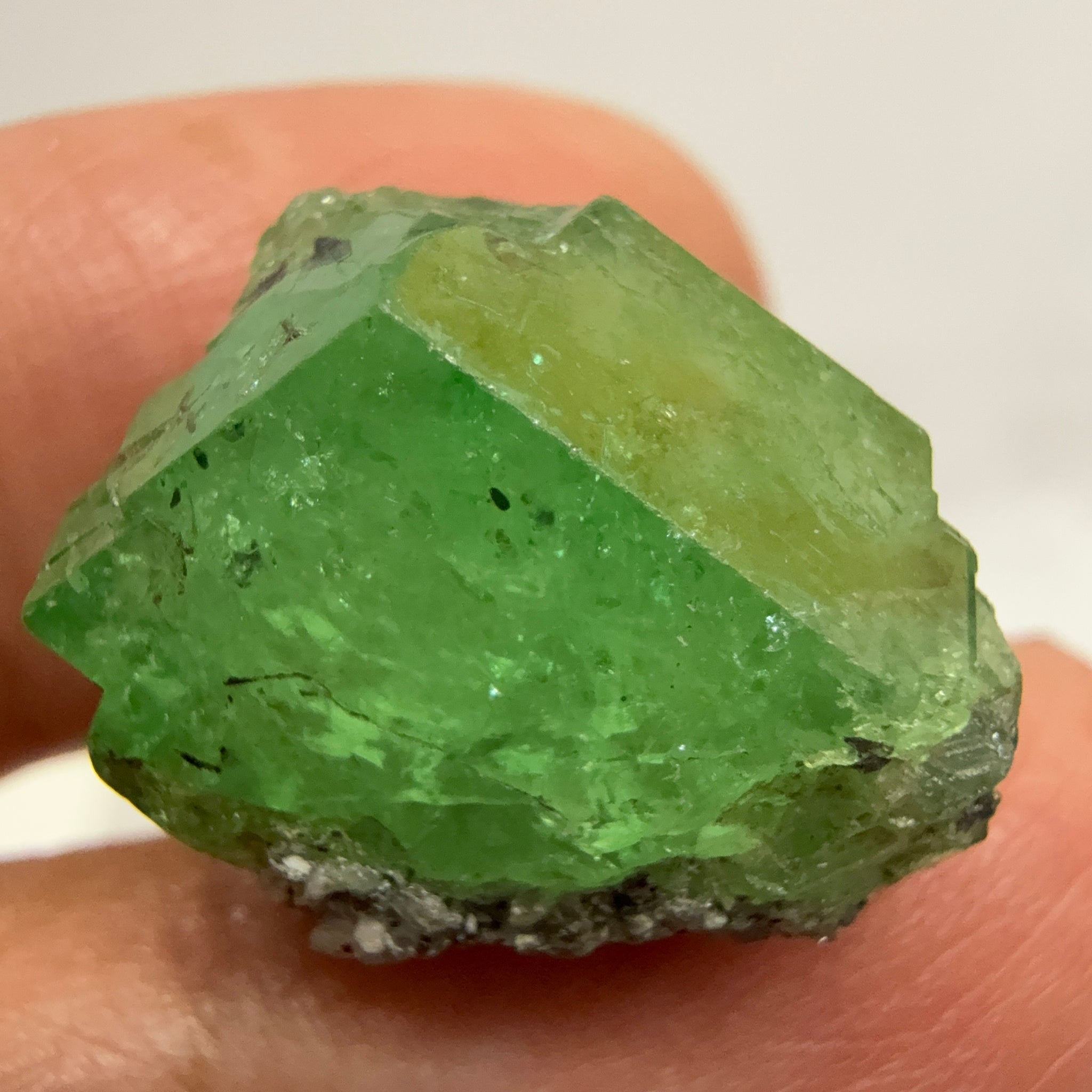 Tsavorite Garnet Crystal, 27.04ct, Merelani, Tanzania, Untreated Unheated